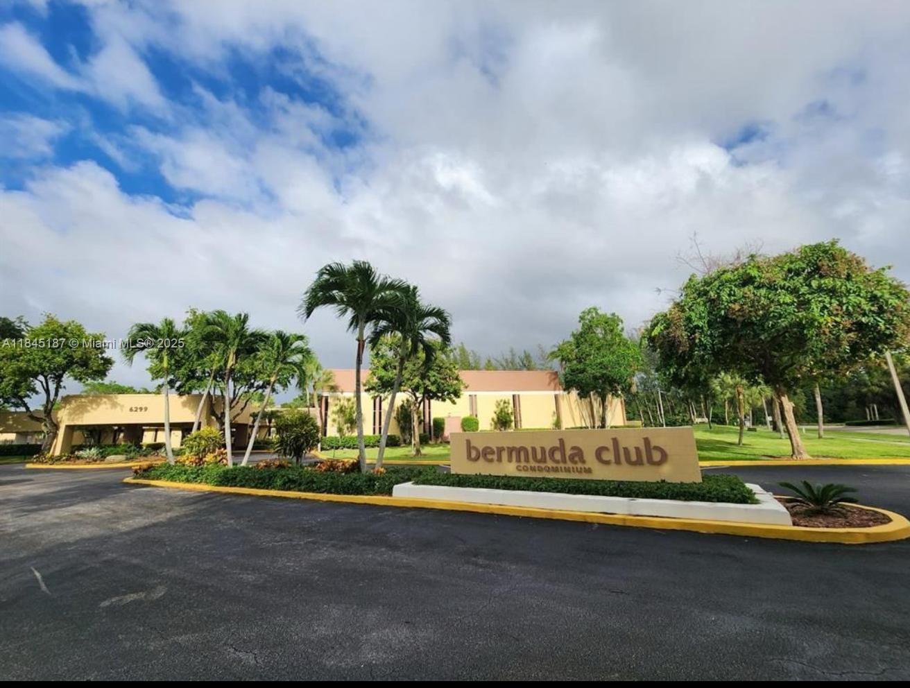 BERMUDA CLUB NINE CONDO - Residential