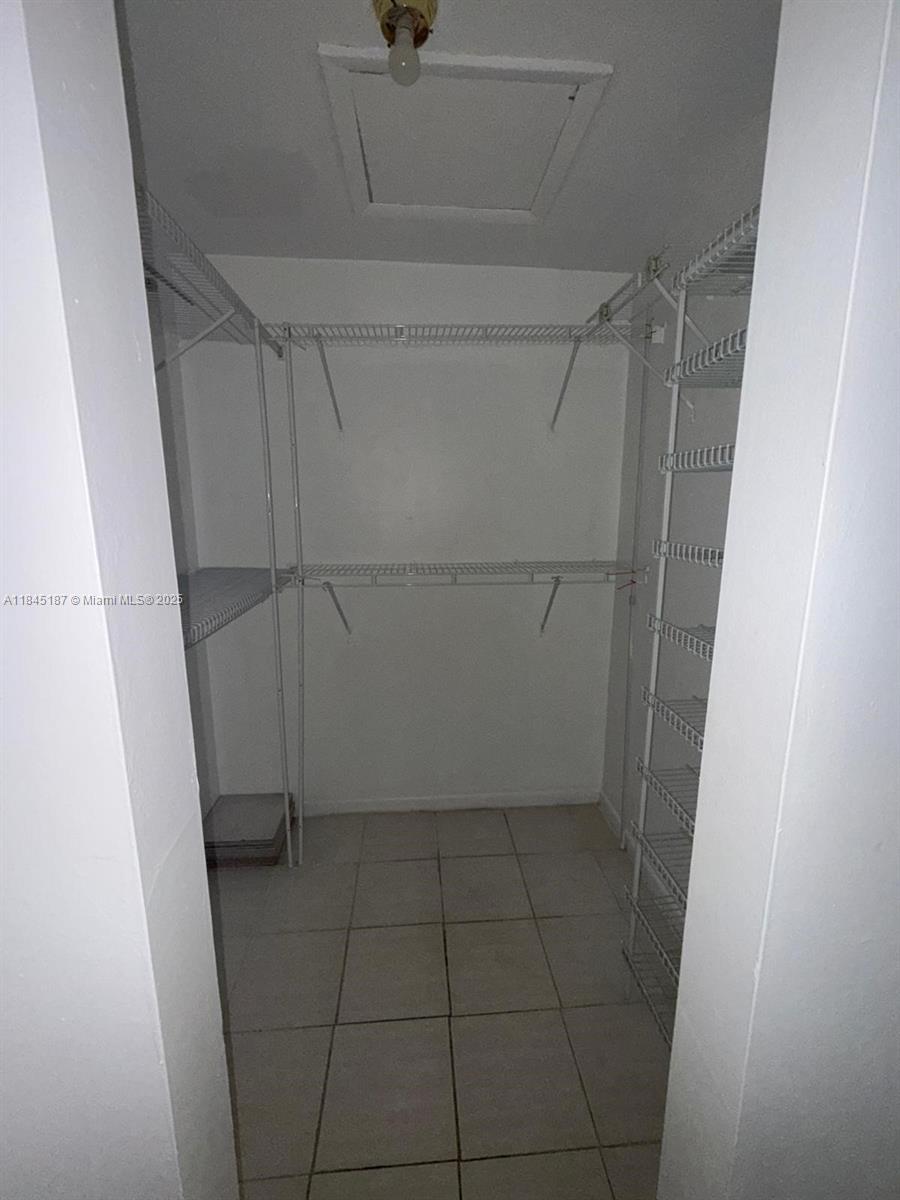 BERMUDA CLUB NINE CONDO - Residential