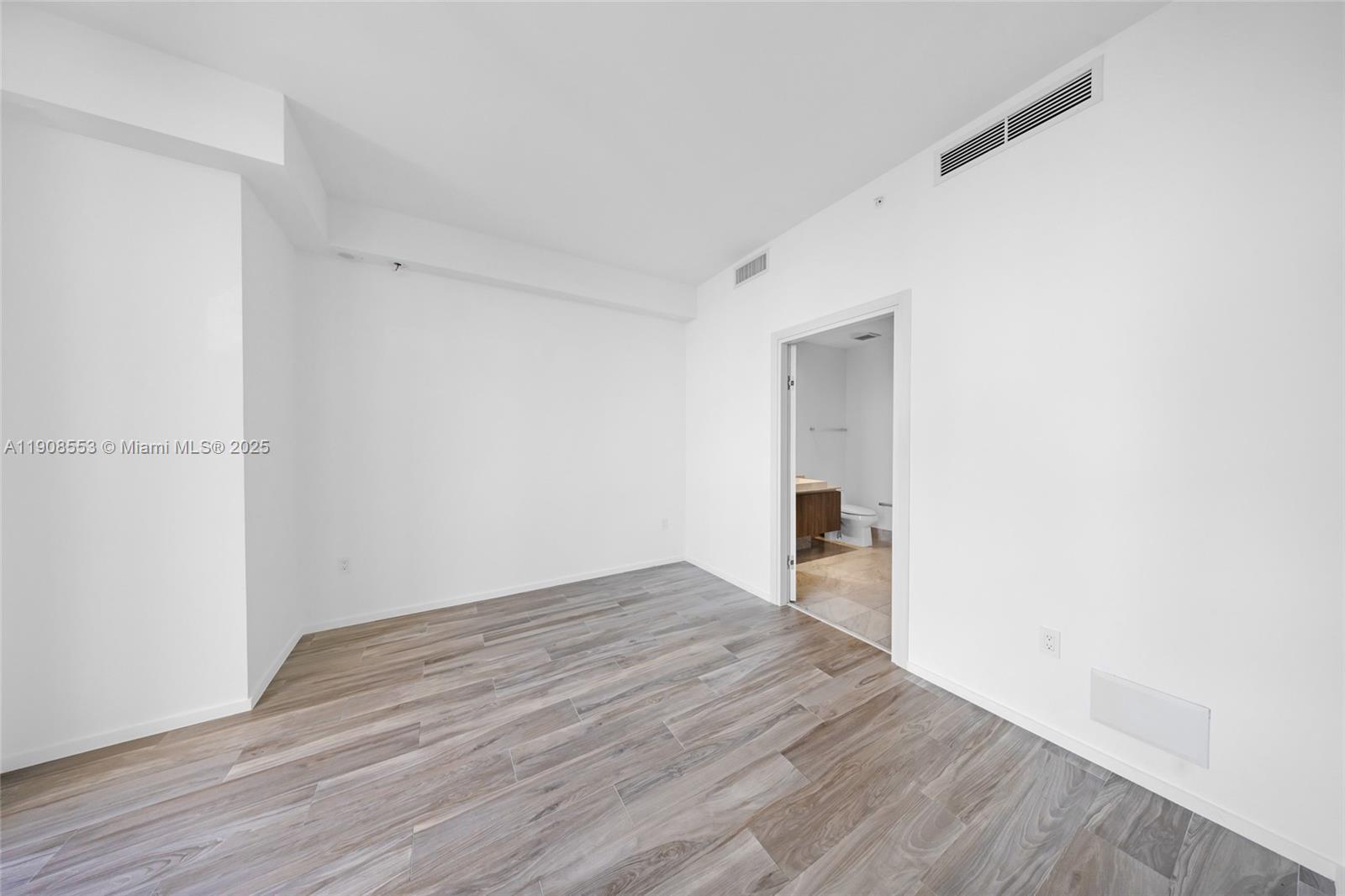 801 SMA RESIDENCES CONDO - Residential Lease