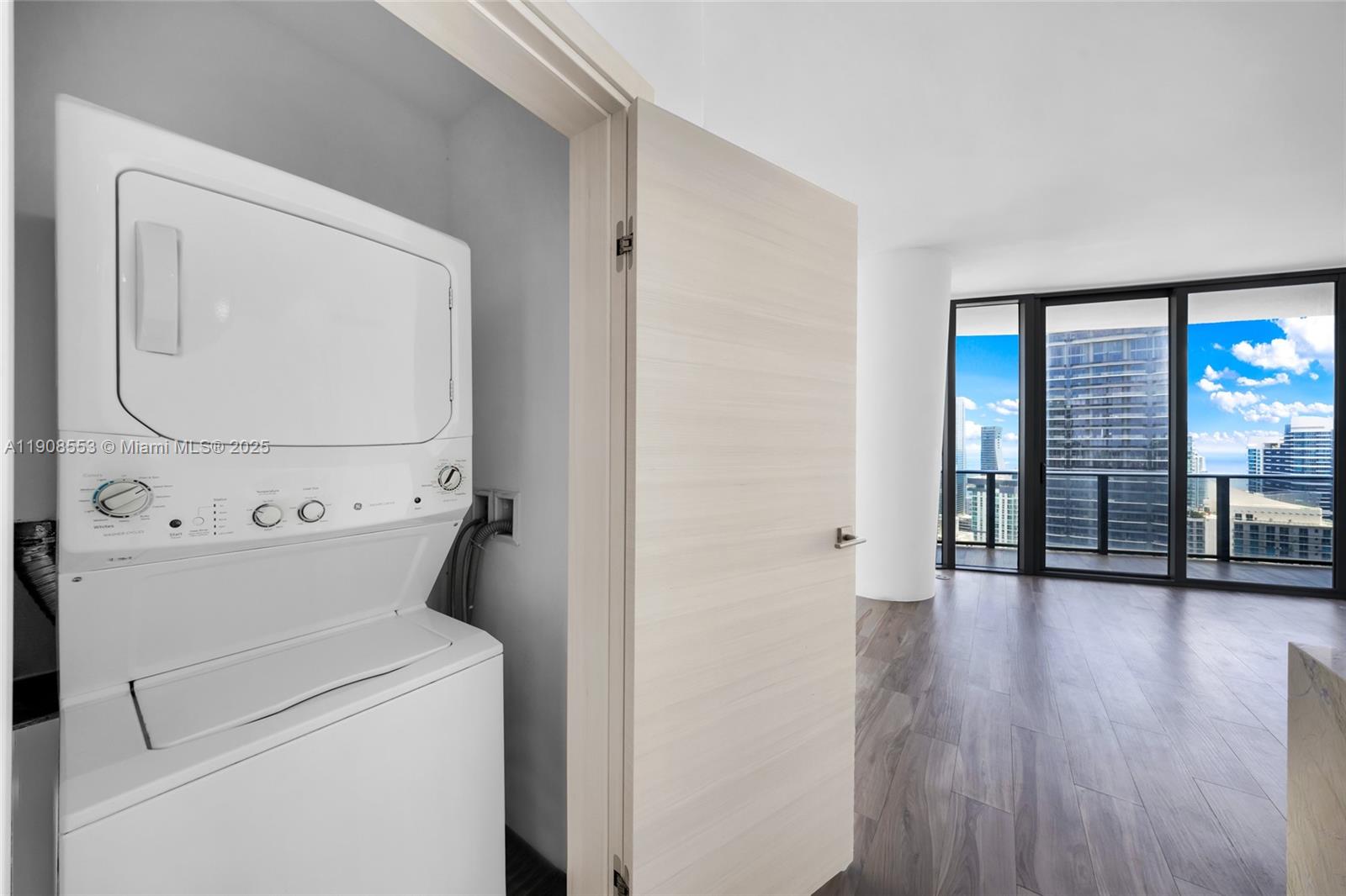 801 SMA RESIDENCES CONDO - Residential Lease