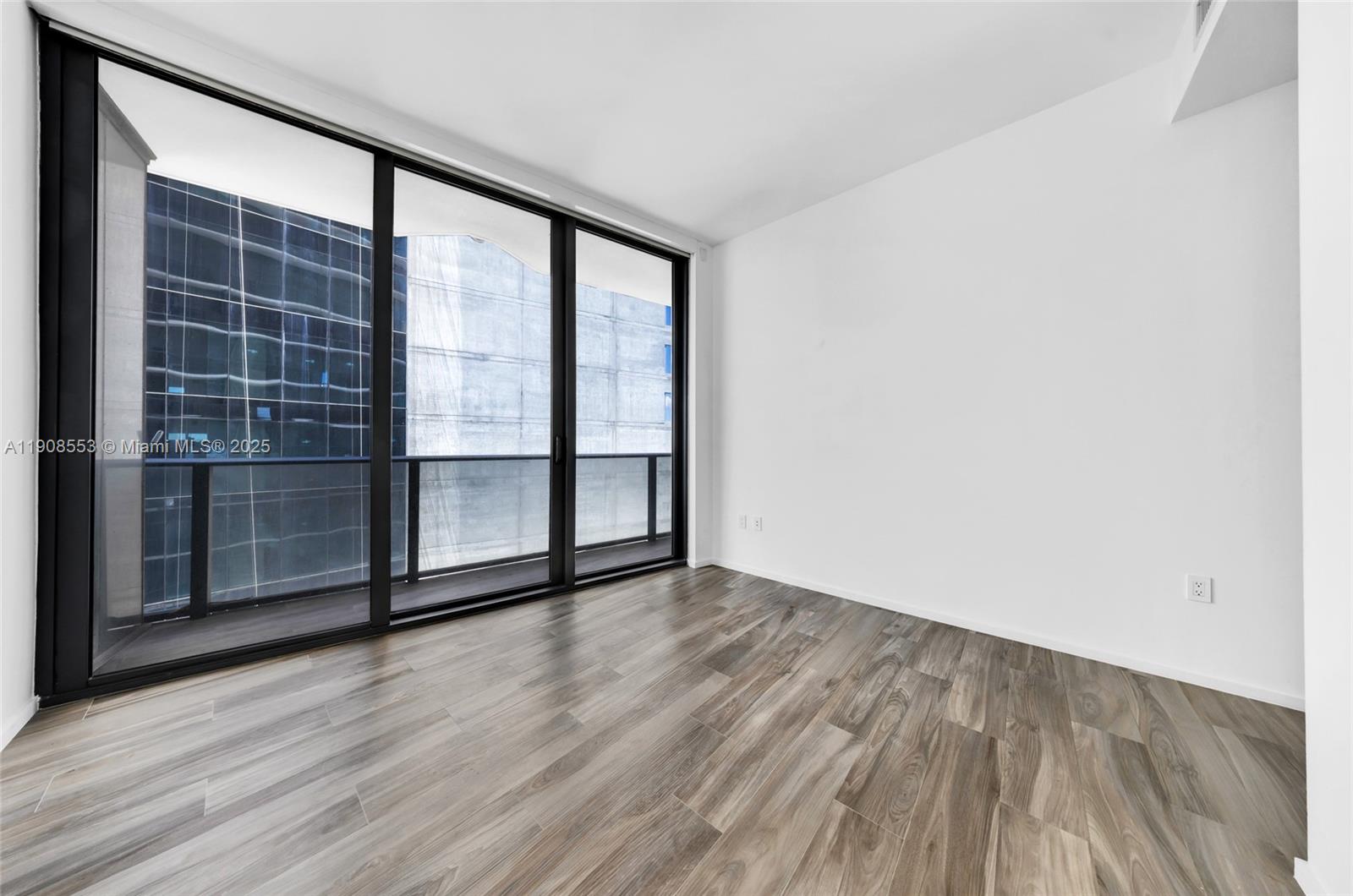 801 SMA RESIDENCES CONDO - Residential Lease