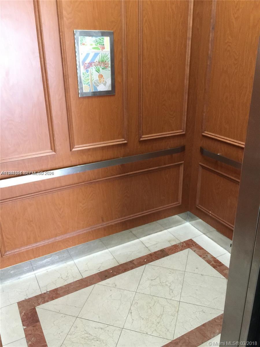 CARLTON BAY CONDO - Residential