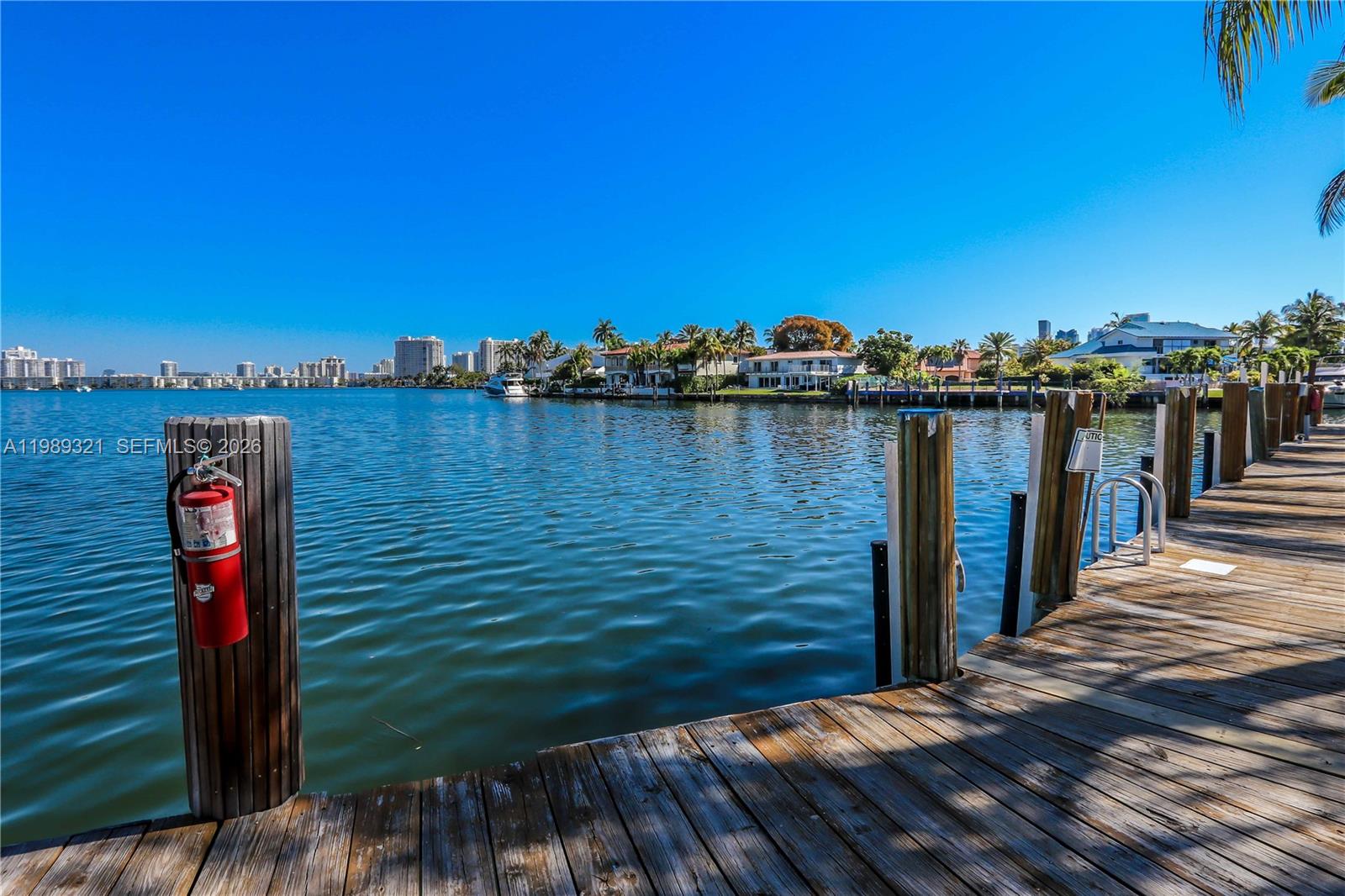 CARLTON BAY CONDO - Residential