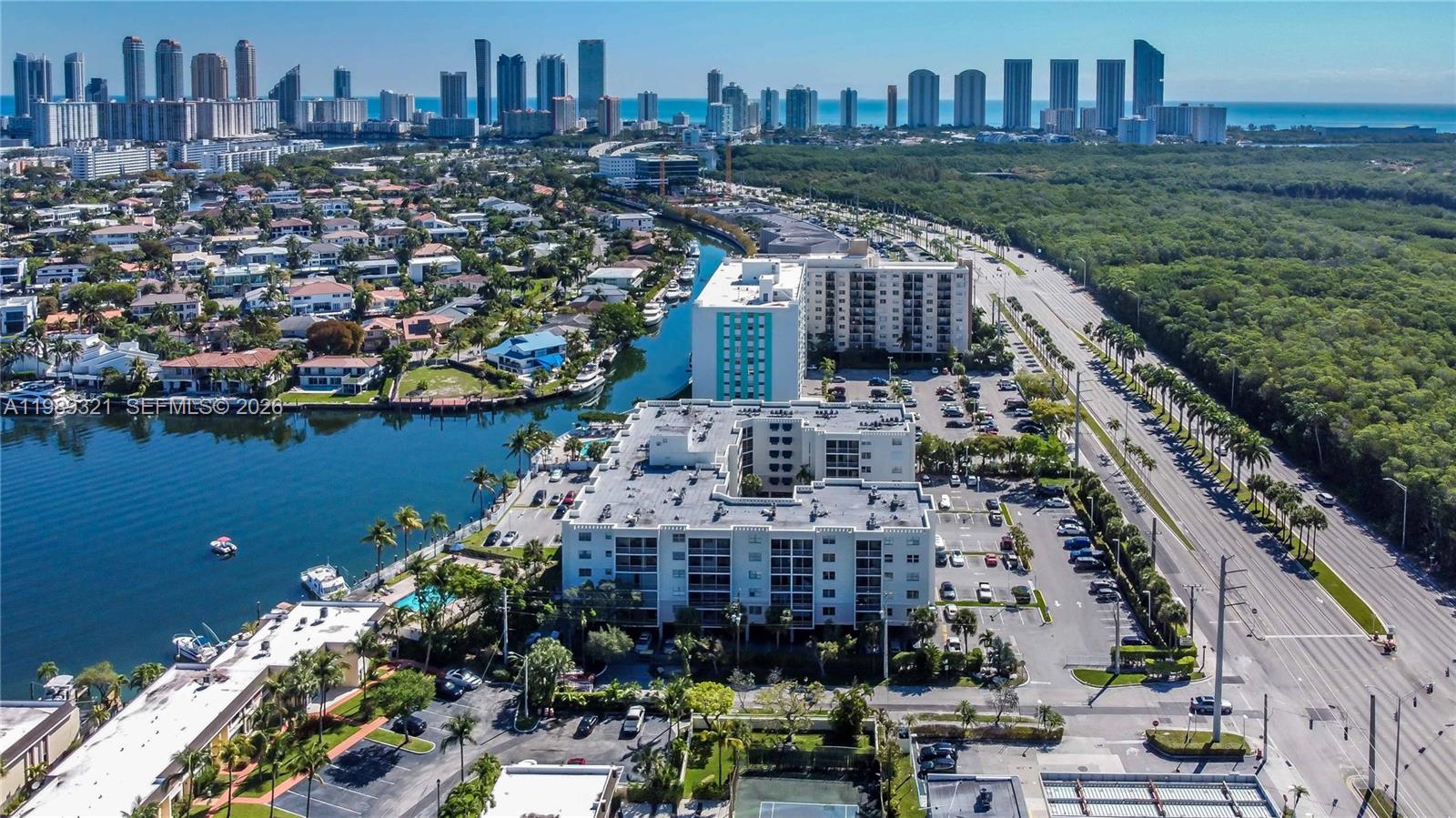 CARLTON BAY CONDO - Residential