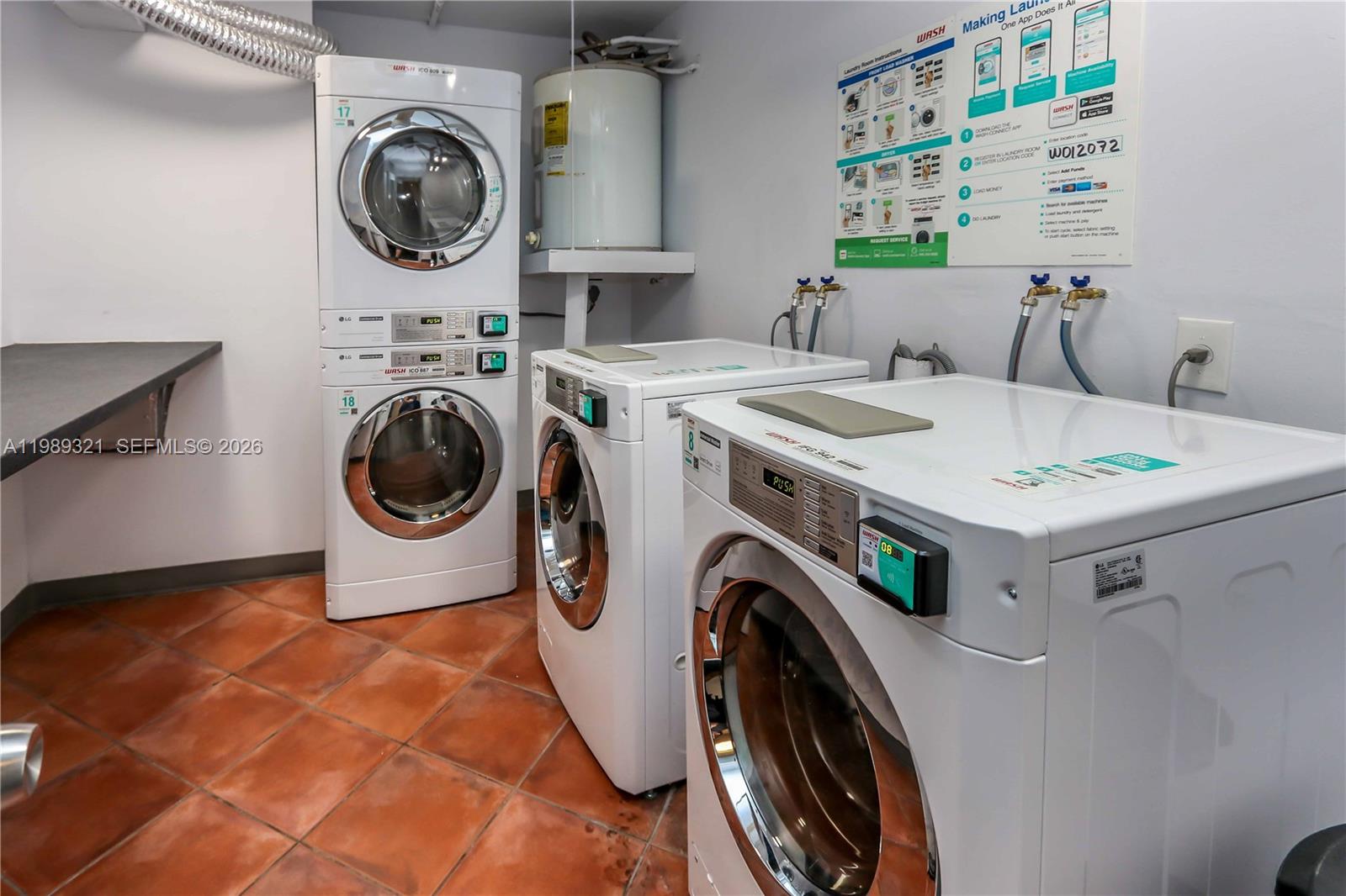 CARLTON BAY CONDO - Residential