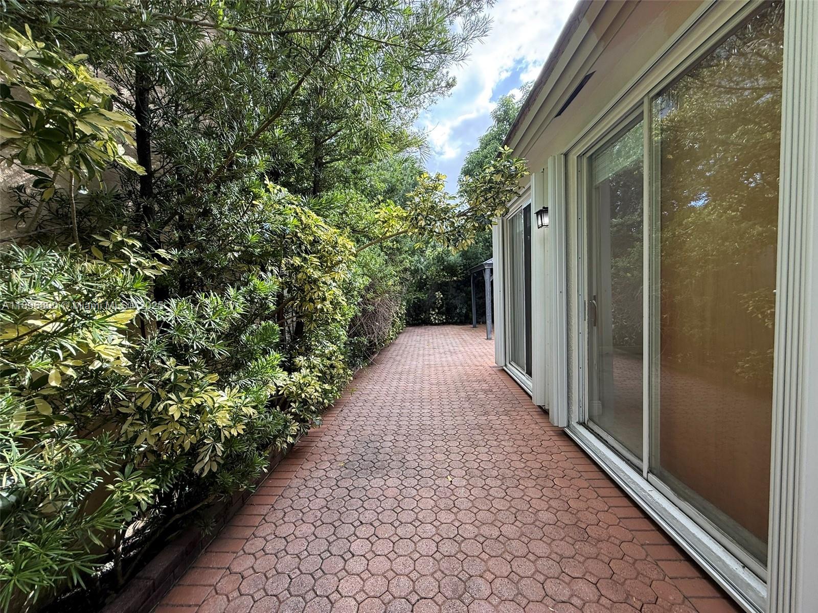 COSTA VERDE SEC 1 - Residential