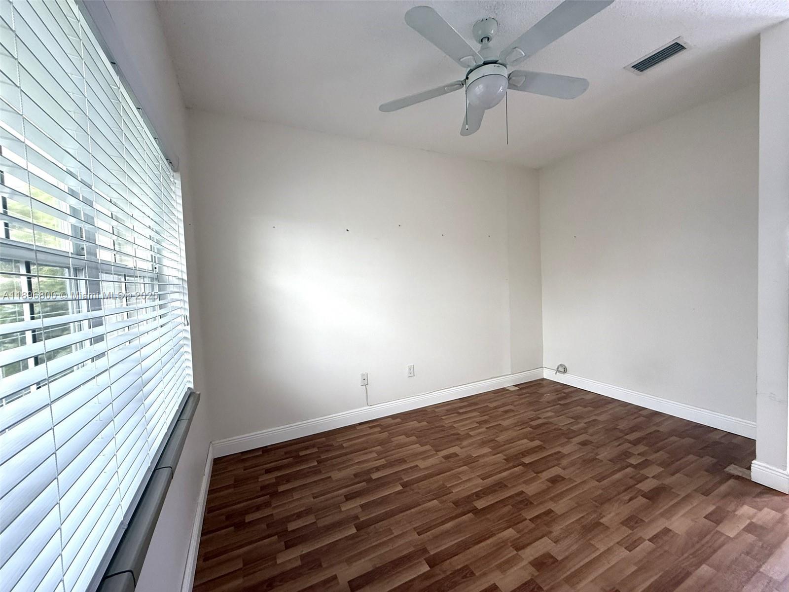 COSTA VERDE SEC 1 - Residential