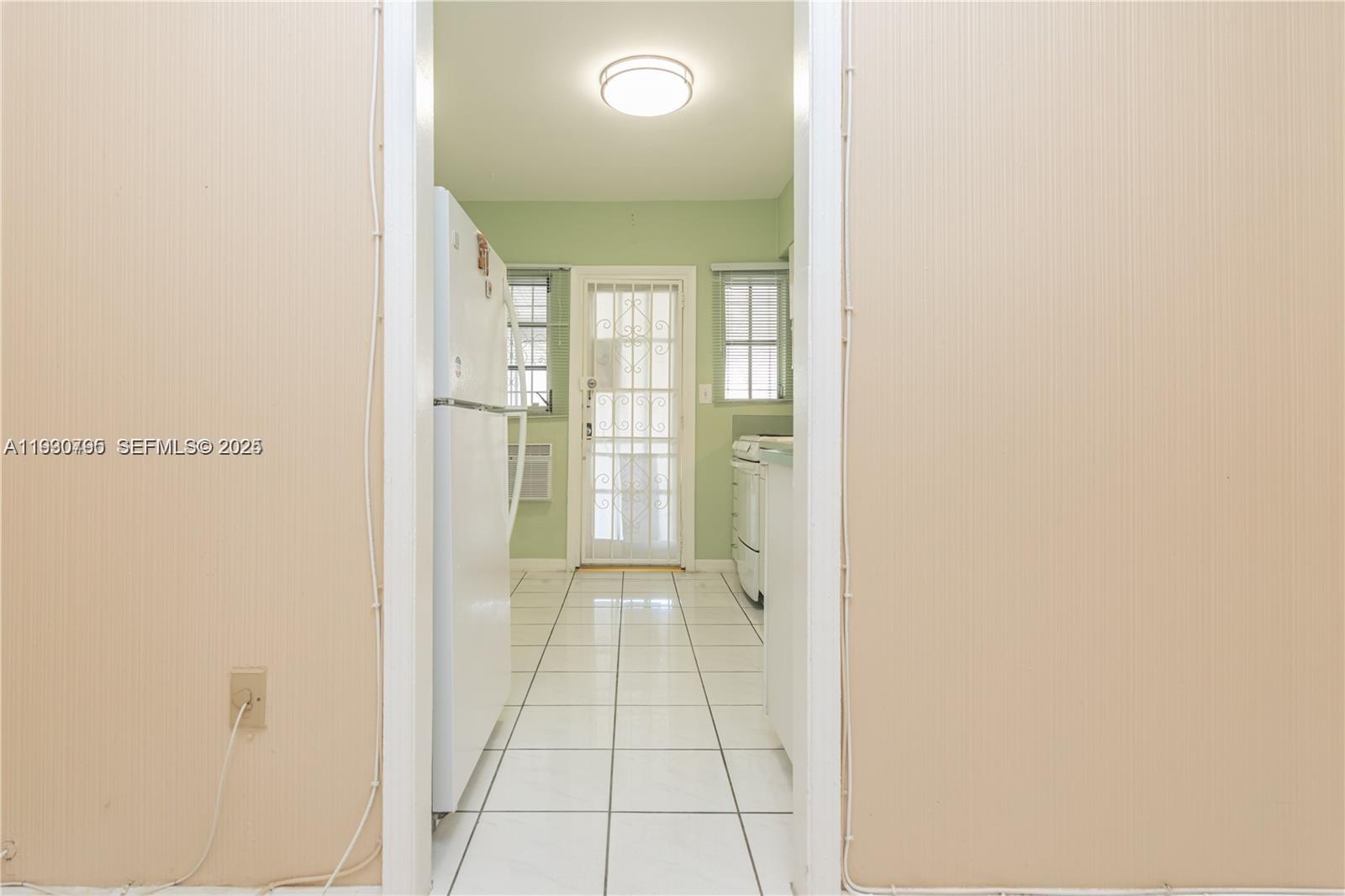 COM SILVER BLUFF - Residential Lease