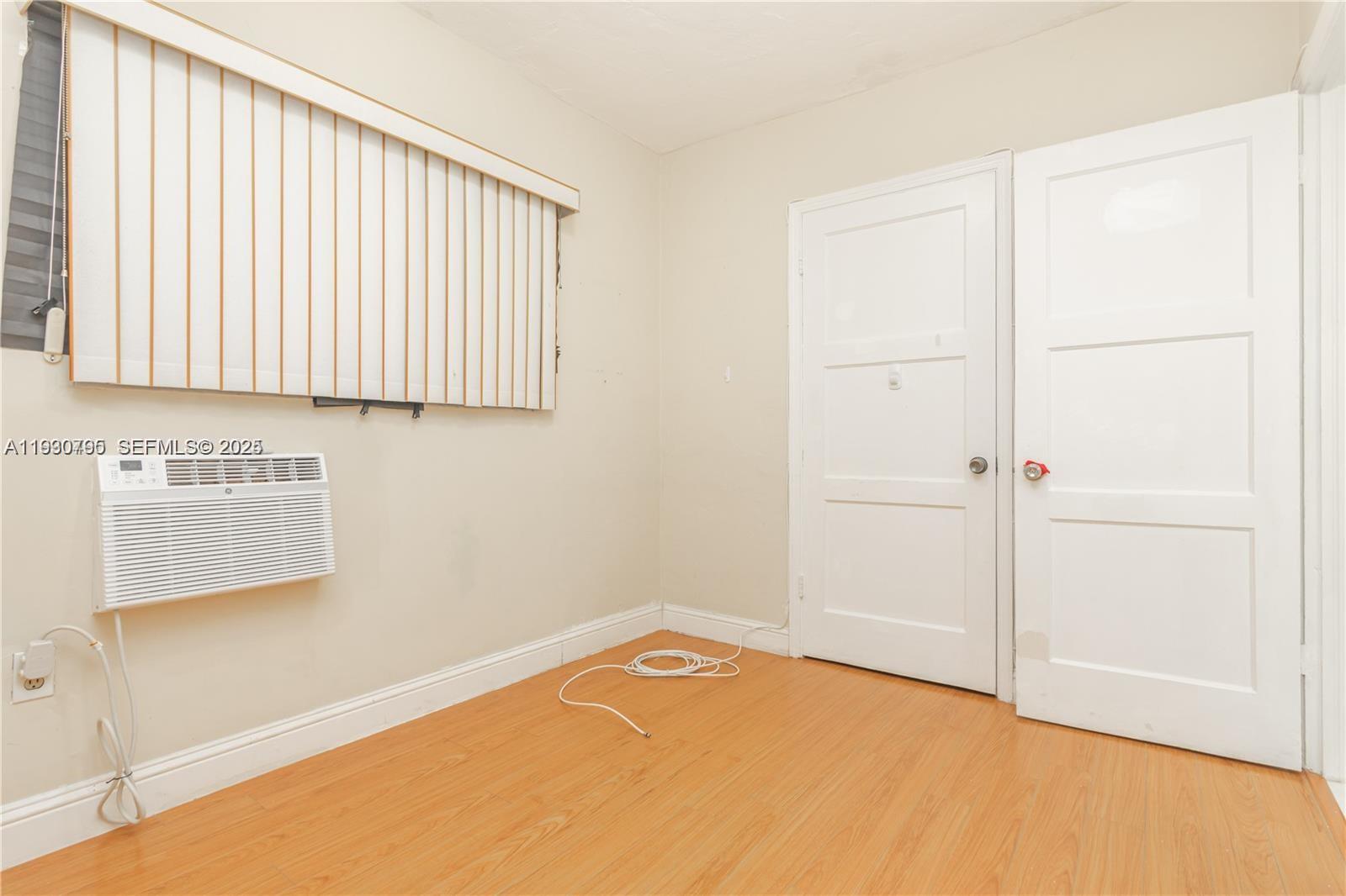 COM SILVER BLUFF - Residential Lease