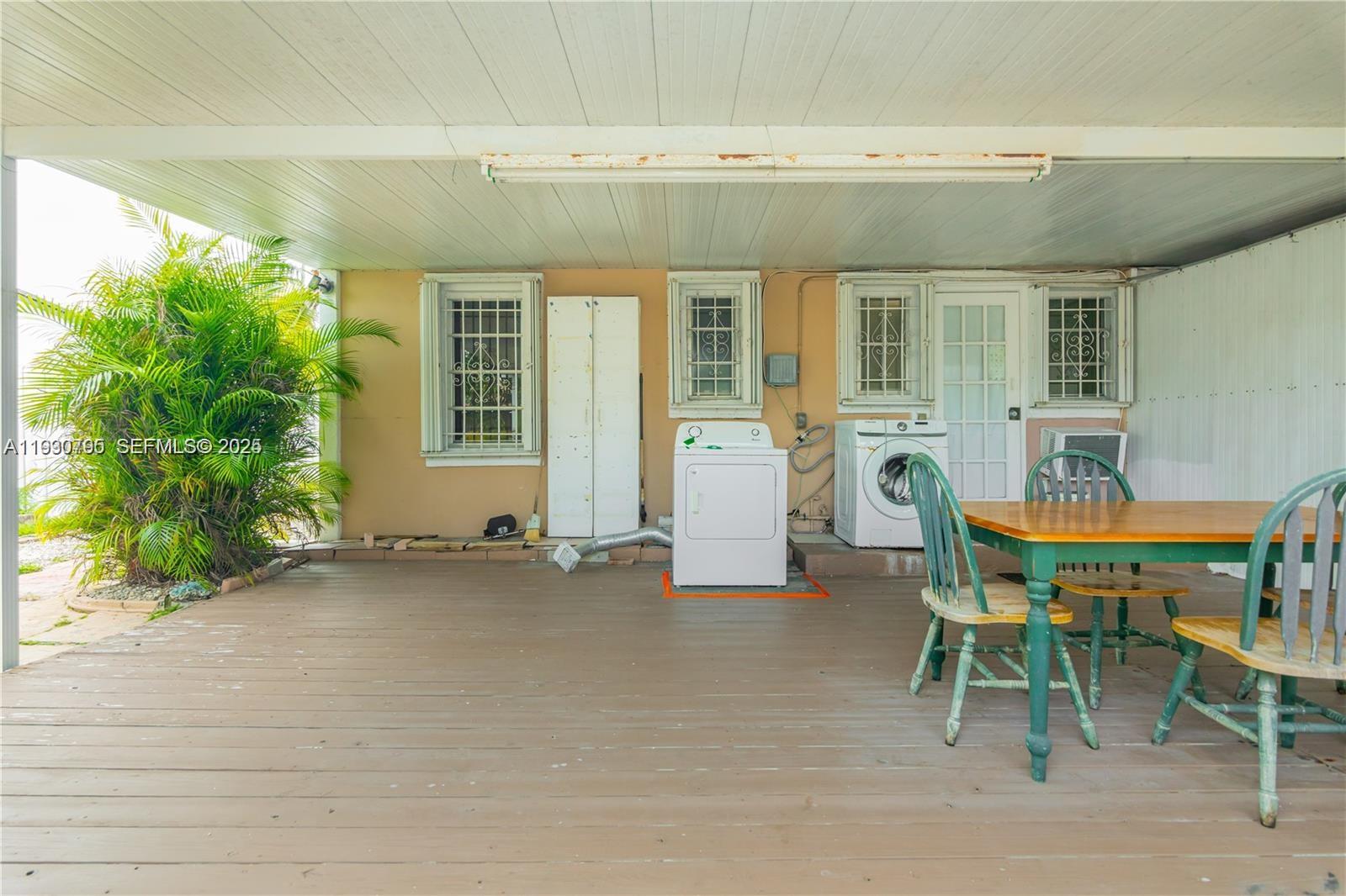 COM SILVER BLUFF - Residential Lease