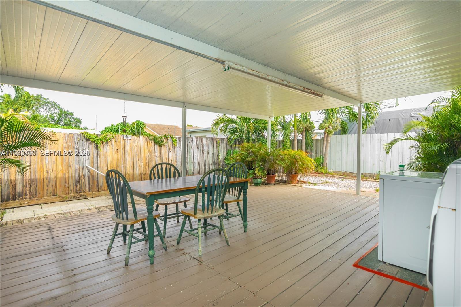 COM SILVER BLUFF - Residential Lease