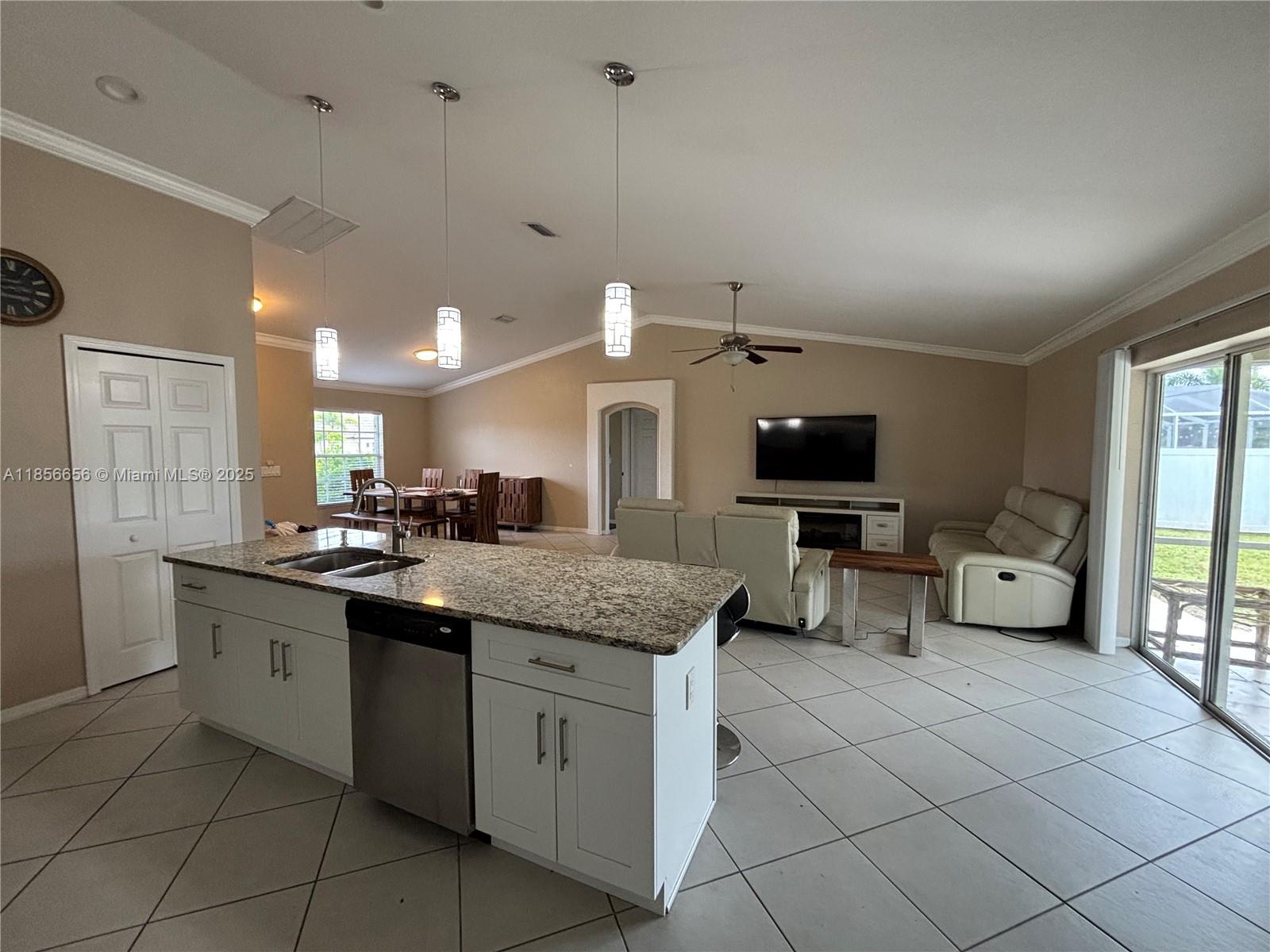 CAPECORAL - Residential