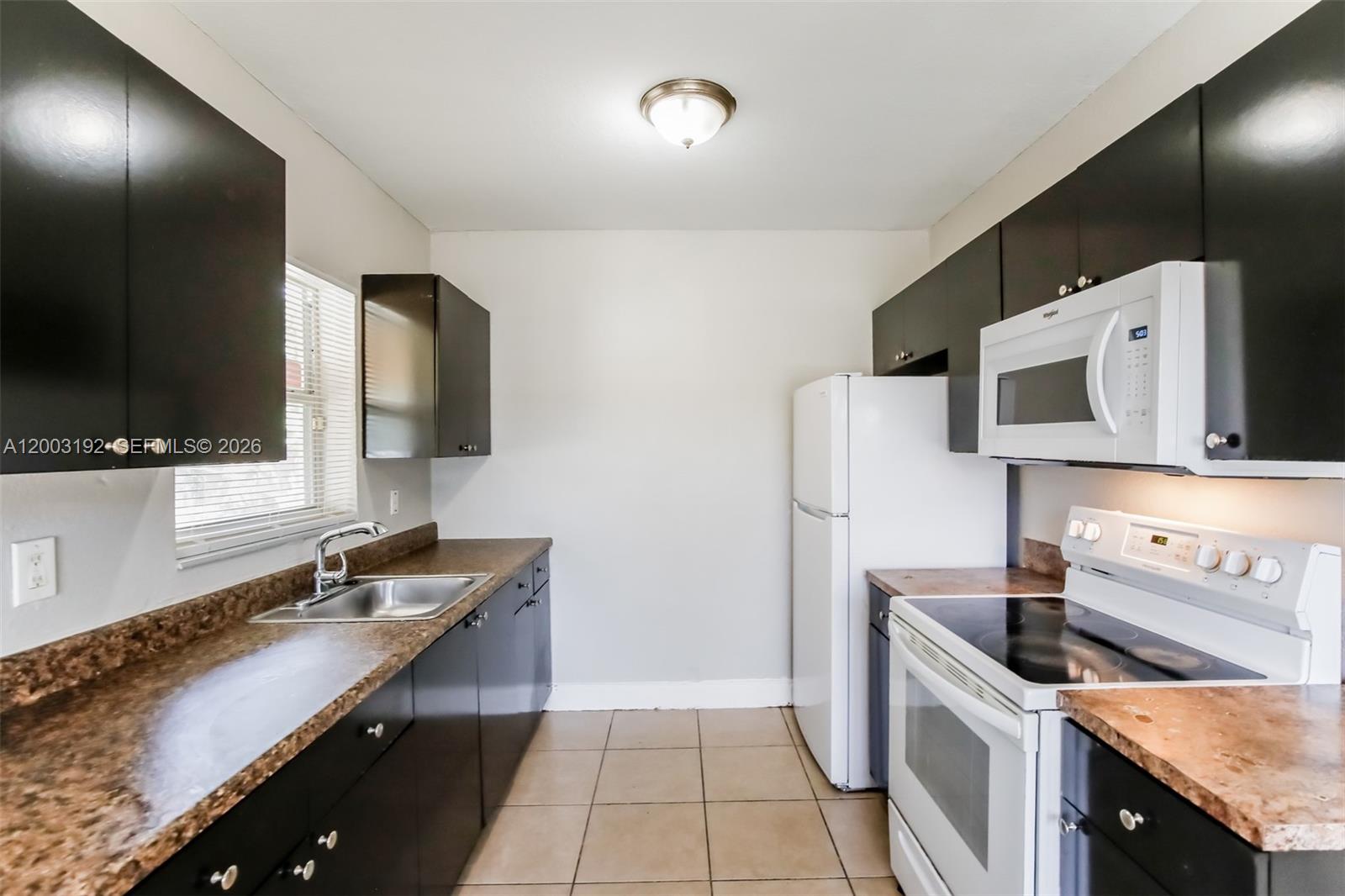 EMBASSY ESTATES - Residential Lease