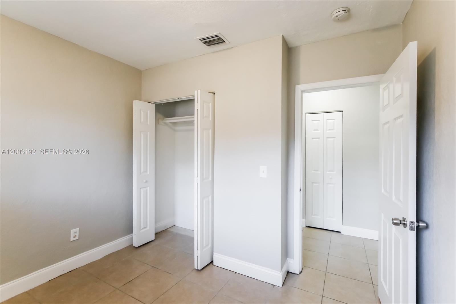 EMBASSY ESTATES - Residential Lease