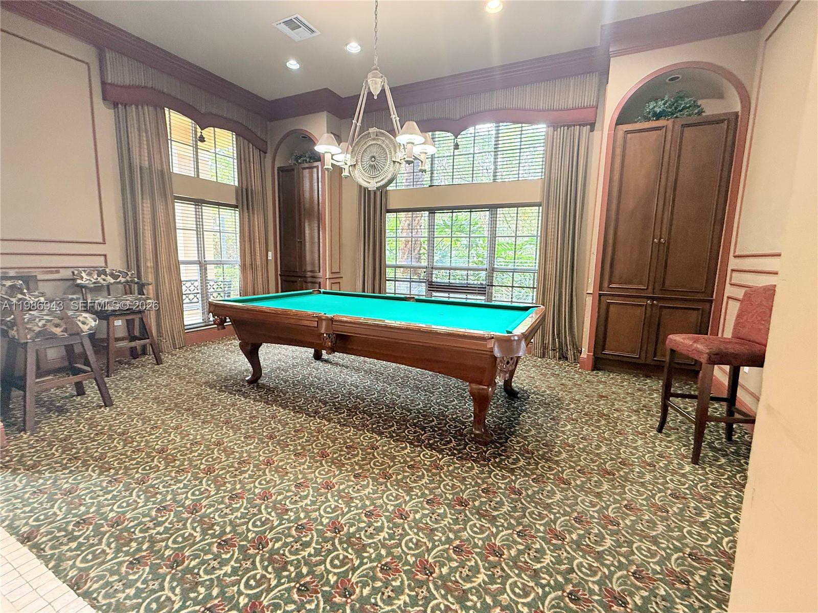 HYPOLUXOS MARINERS CAY CO - Residential