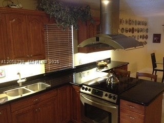 818 GARNET CIR — listing photo 8
