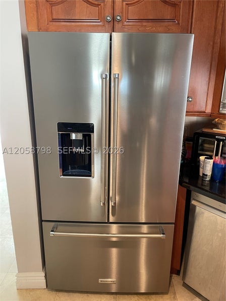 818 GARNET CIR — listing photo 7