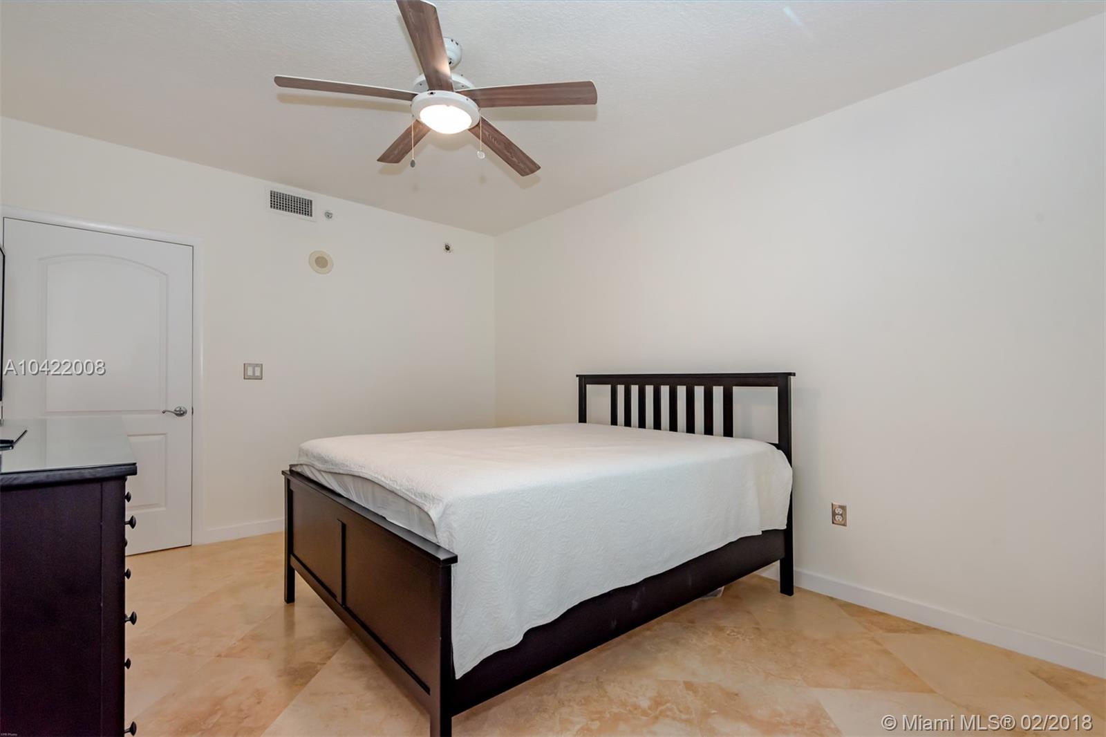 THE COSMOPOLITAN RESIDENC - Residential Lease