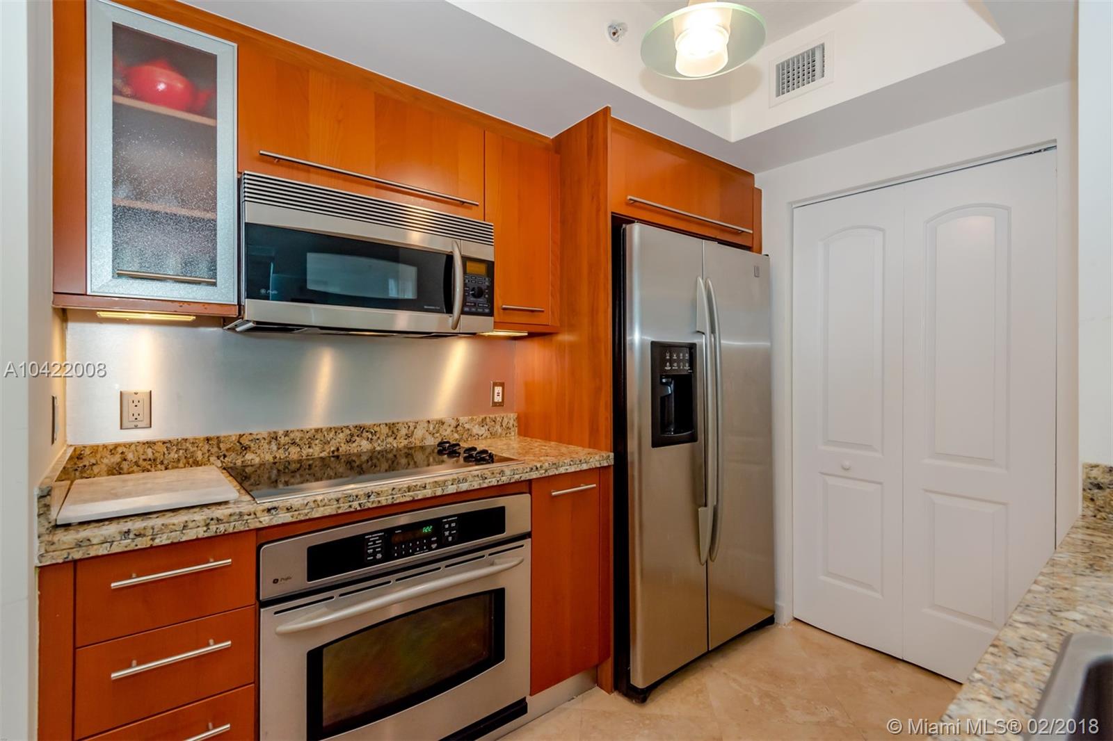 THE COSMOPOLITAN RESIDENC - Residential Lease