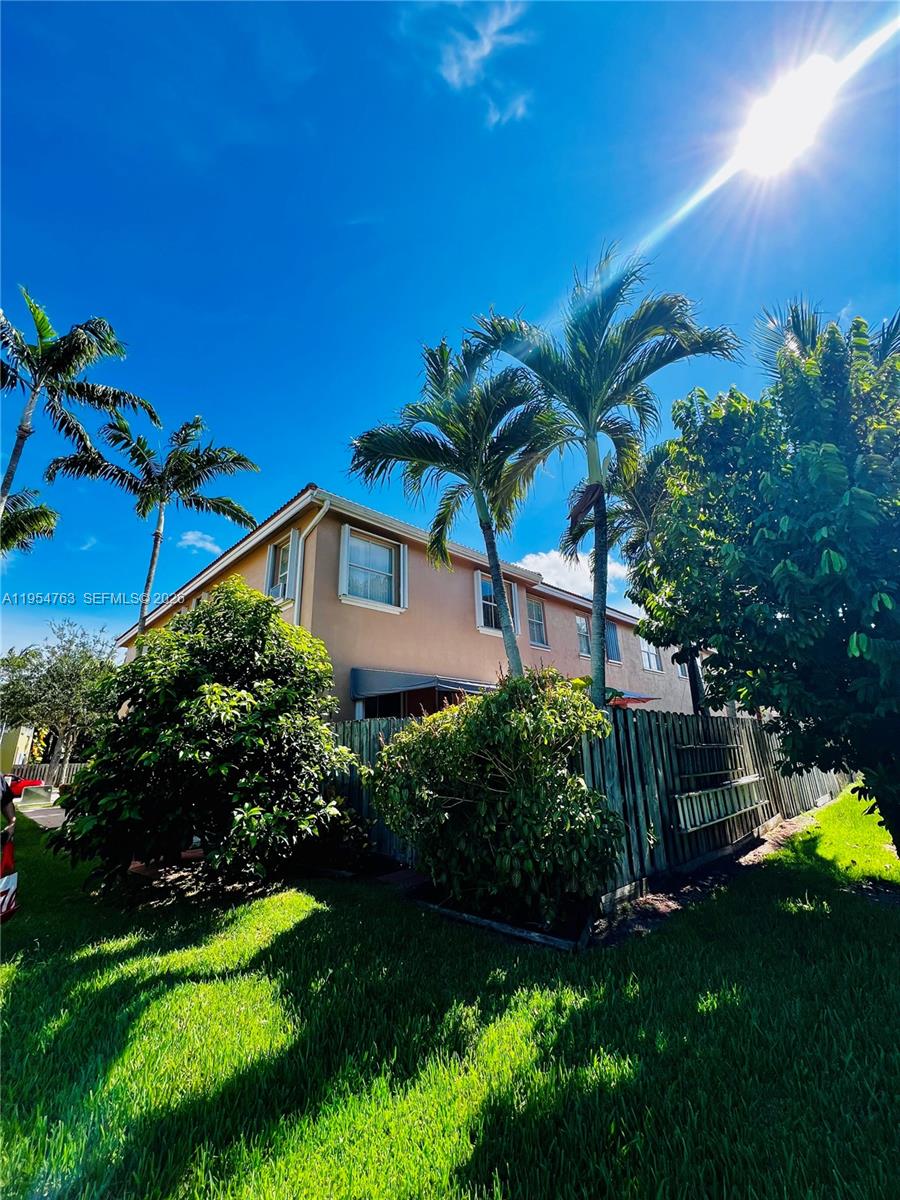 KEYS GARDEN - Residential