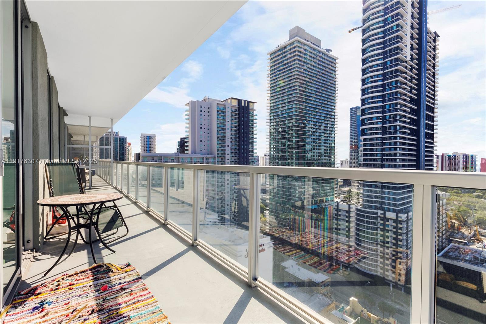 THE AXIS ON BRICKELL COND - Residential
