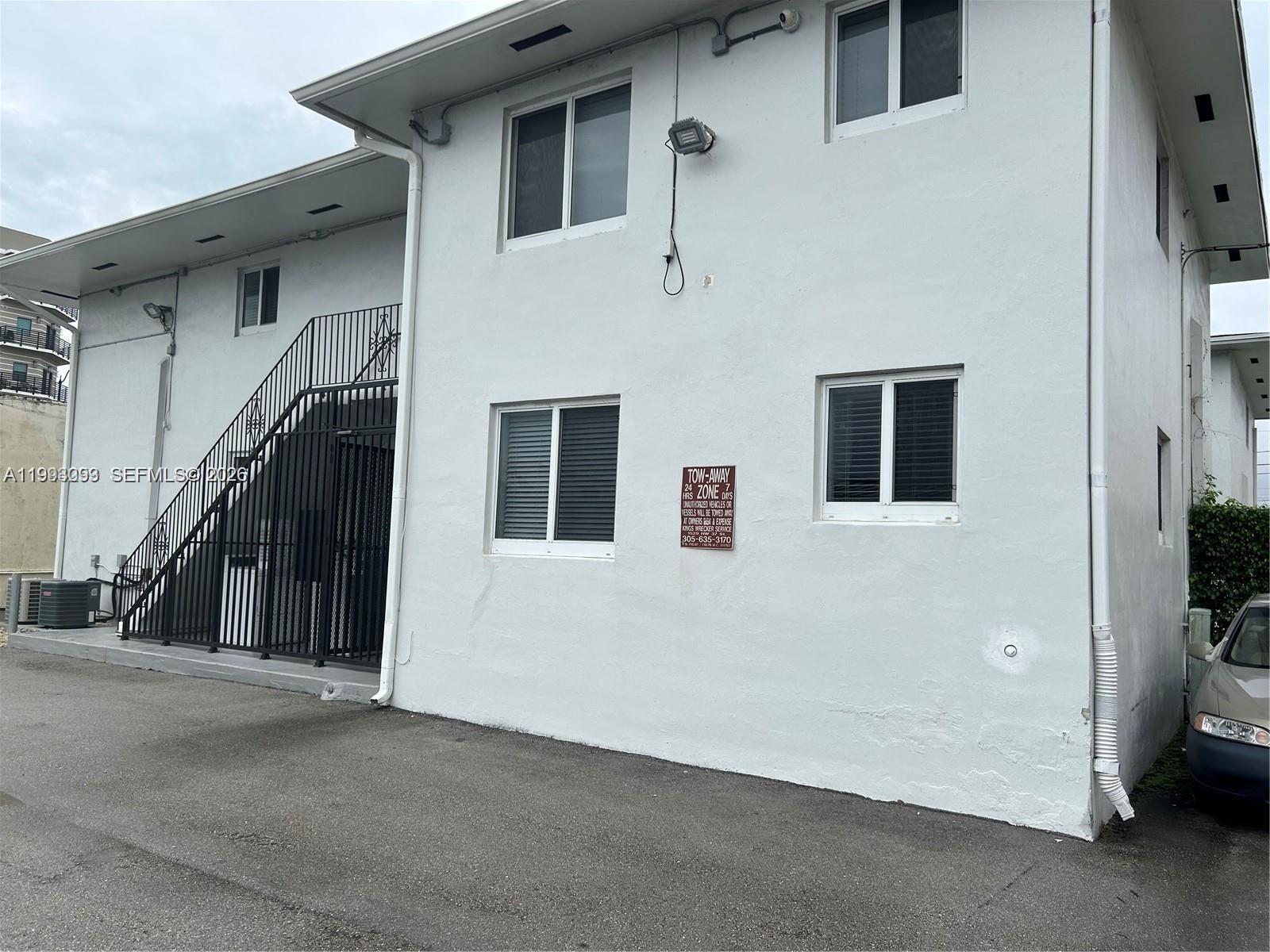 IDLEWILD PARK - Residential Lease
