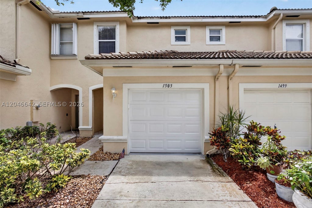 Photo of 1503 New Castle Ter, Wellington, FL 33414 (MLS # A12046642)