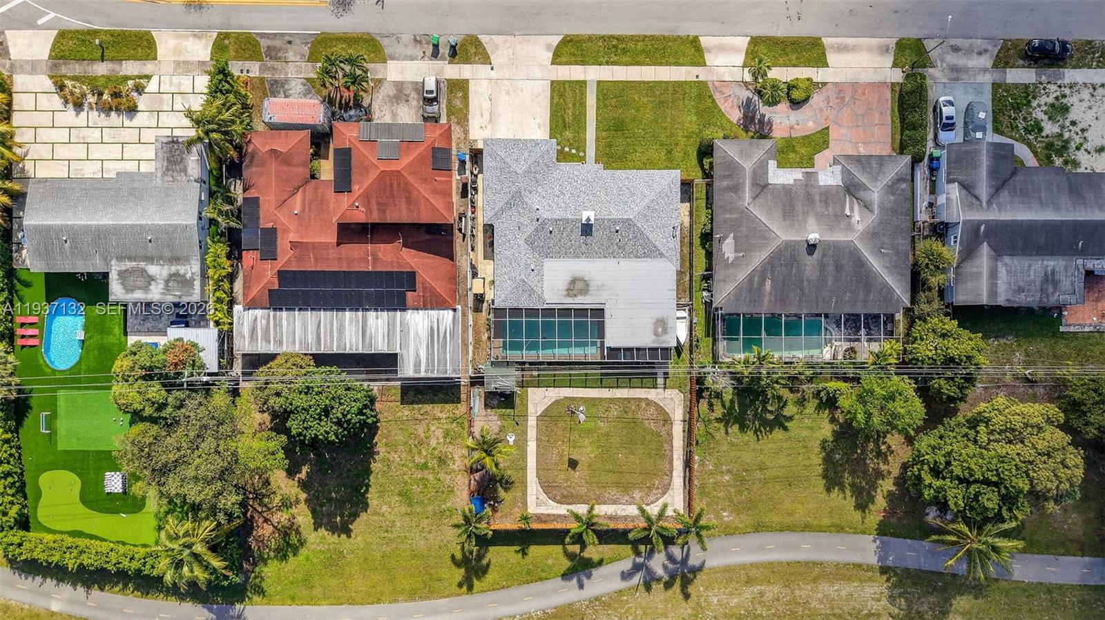 SIERRA MIRADA 1ST ADDN - Residential