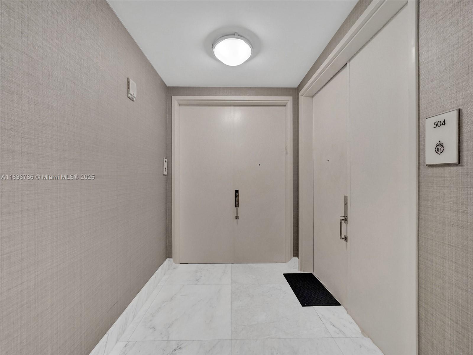 17475 Collins Ave 503