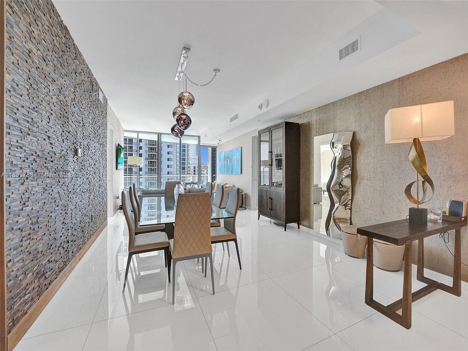 17475 Collins Ave 503