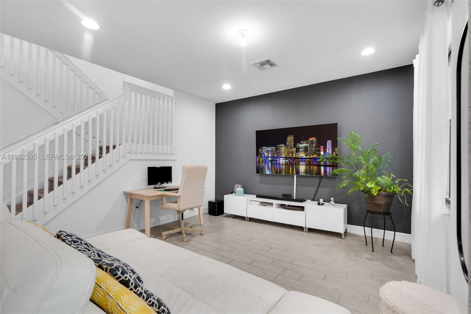 CENTRAL PARC SOUTH - Residential