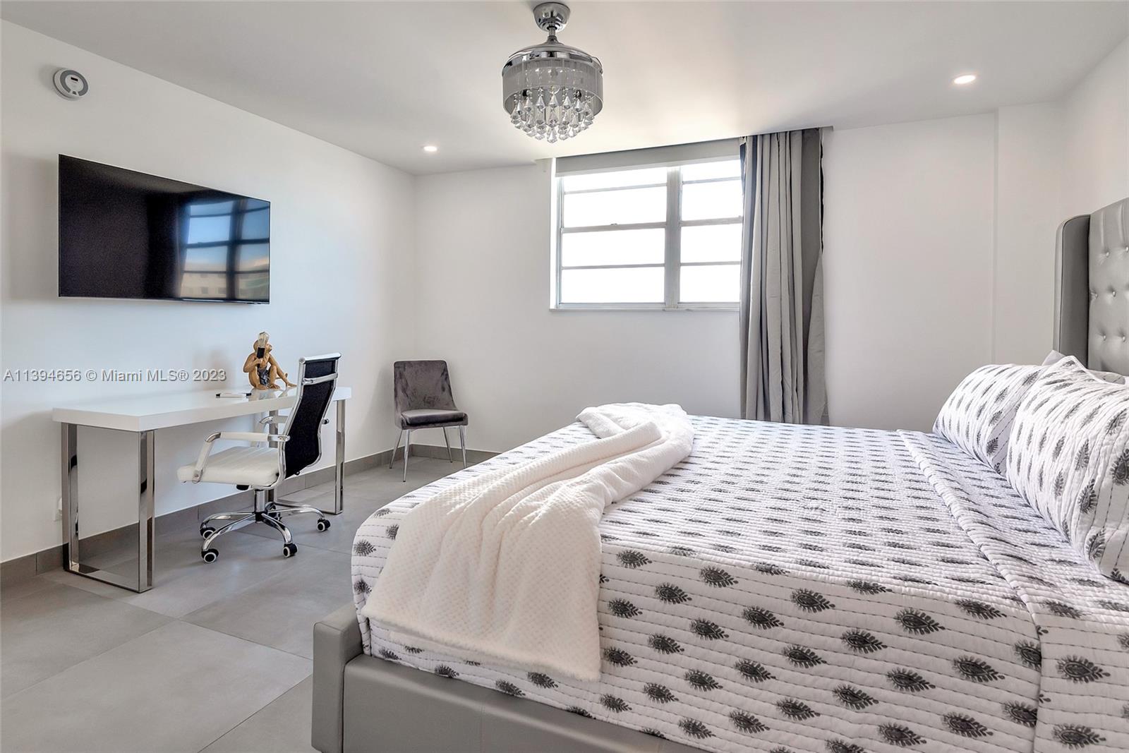 SIAN OCEAN RESIDENCES CON - Residential Lease