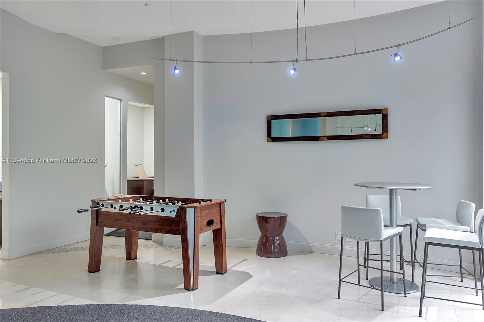 SIAN OCEAN RESIDENCES CON - Residential Lease