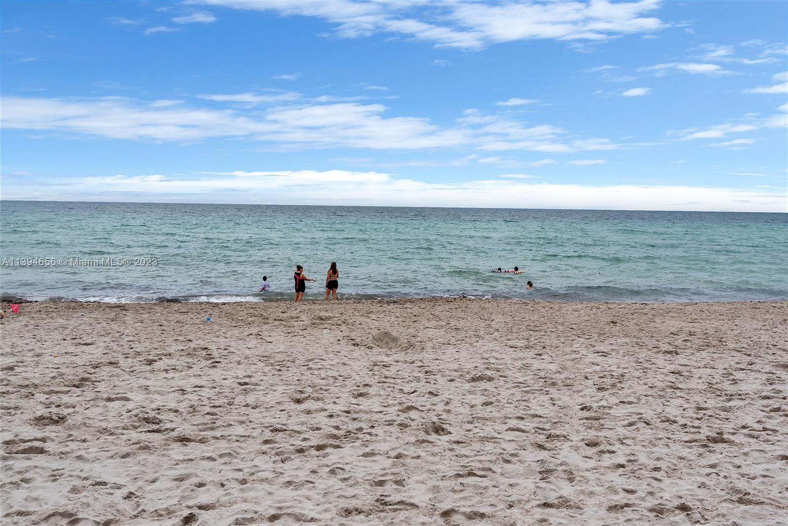 SIAN OCEAN RESIDENCES CON - Residential Lease