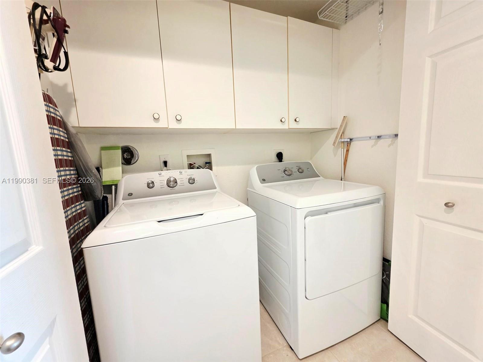 SOUTHAMPTON CONDOMINIUM - Residential