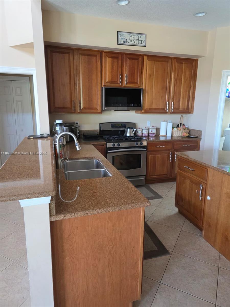 HAMILTON BAY SEC 2 - Residential