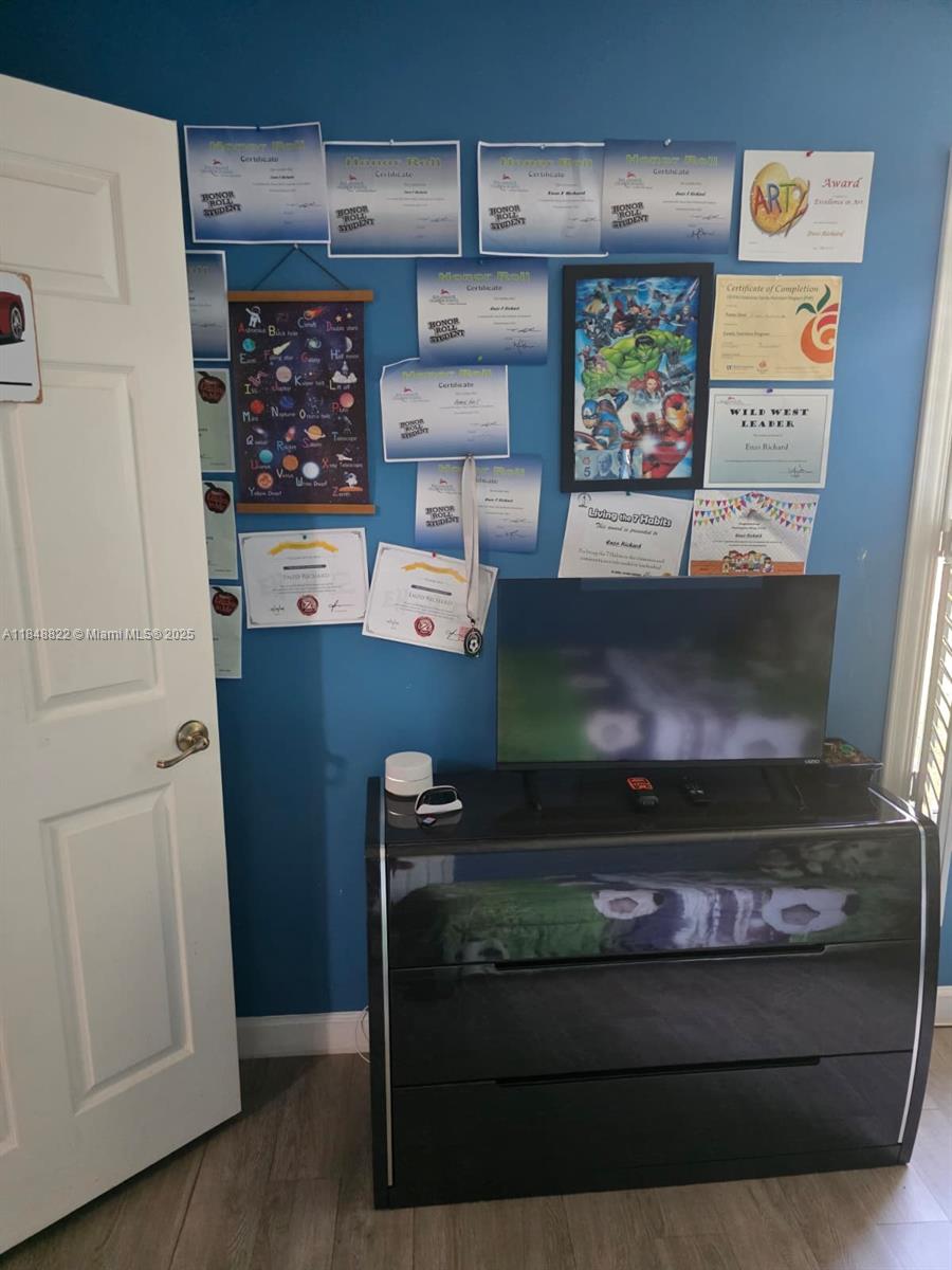 HAMILTON BAY SEC 2 - Residential