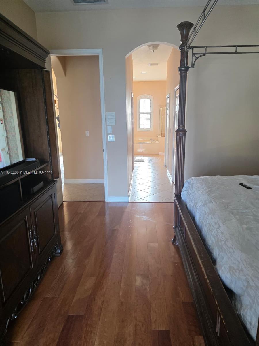 HAMILTON BAY SEC 2 - Residential