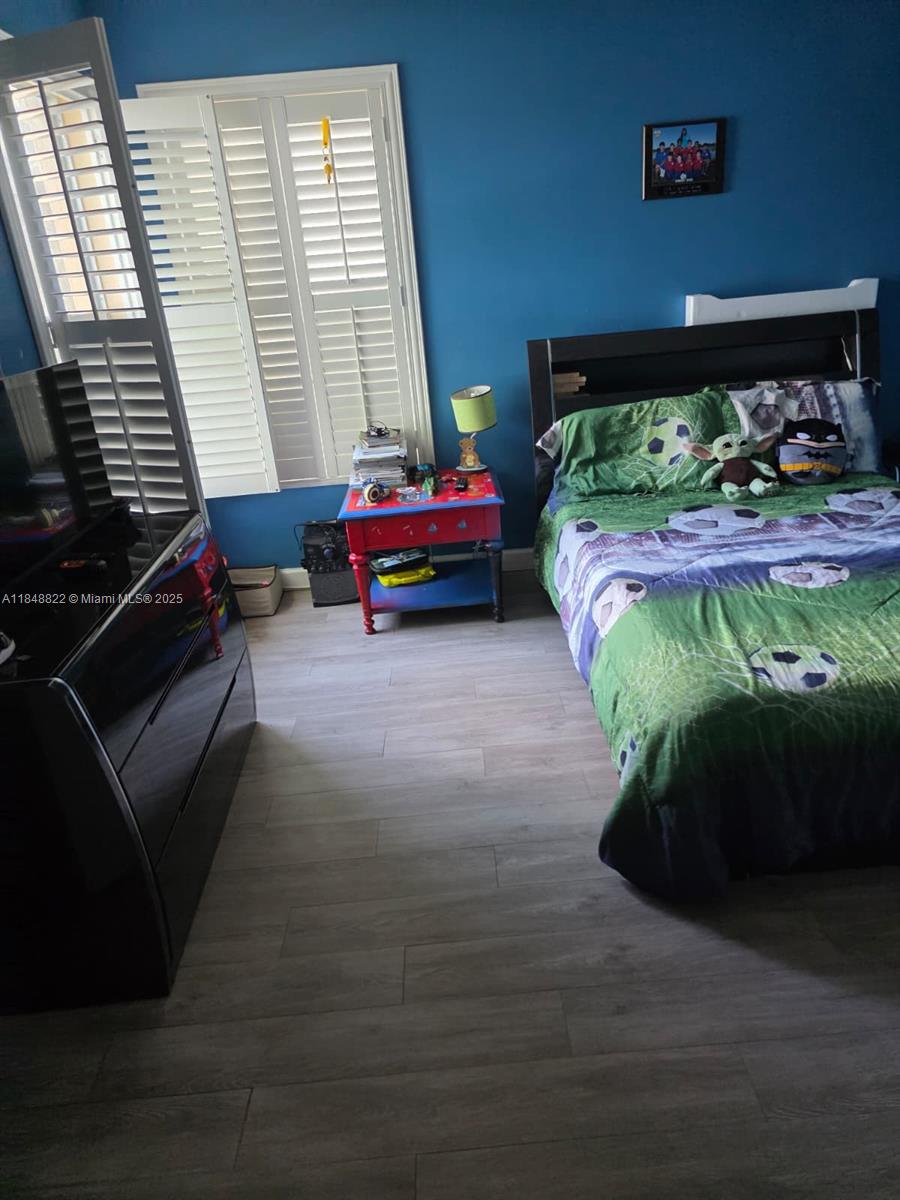 HAMILTON BAY SEC 2 - Residential