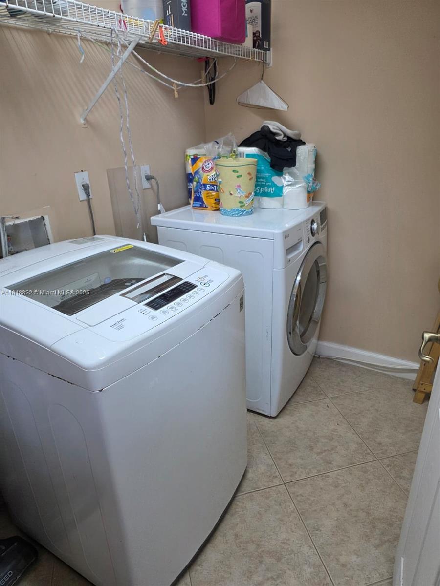 HAMILTON BAY SEC 2 - Residential