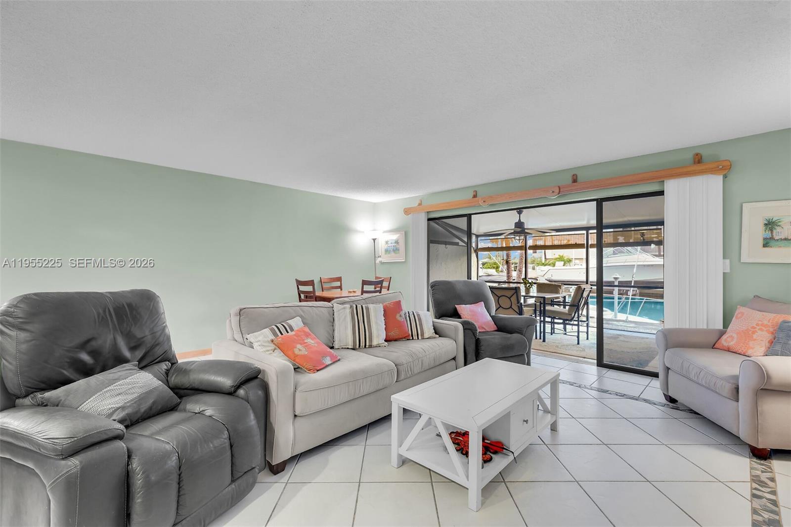 HARBOR CLUB SOUTH CONDOMI - Residential