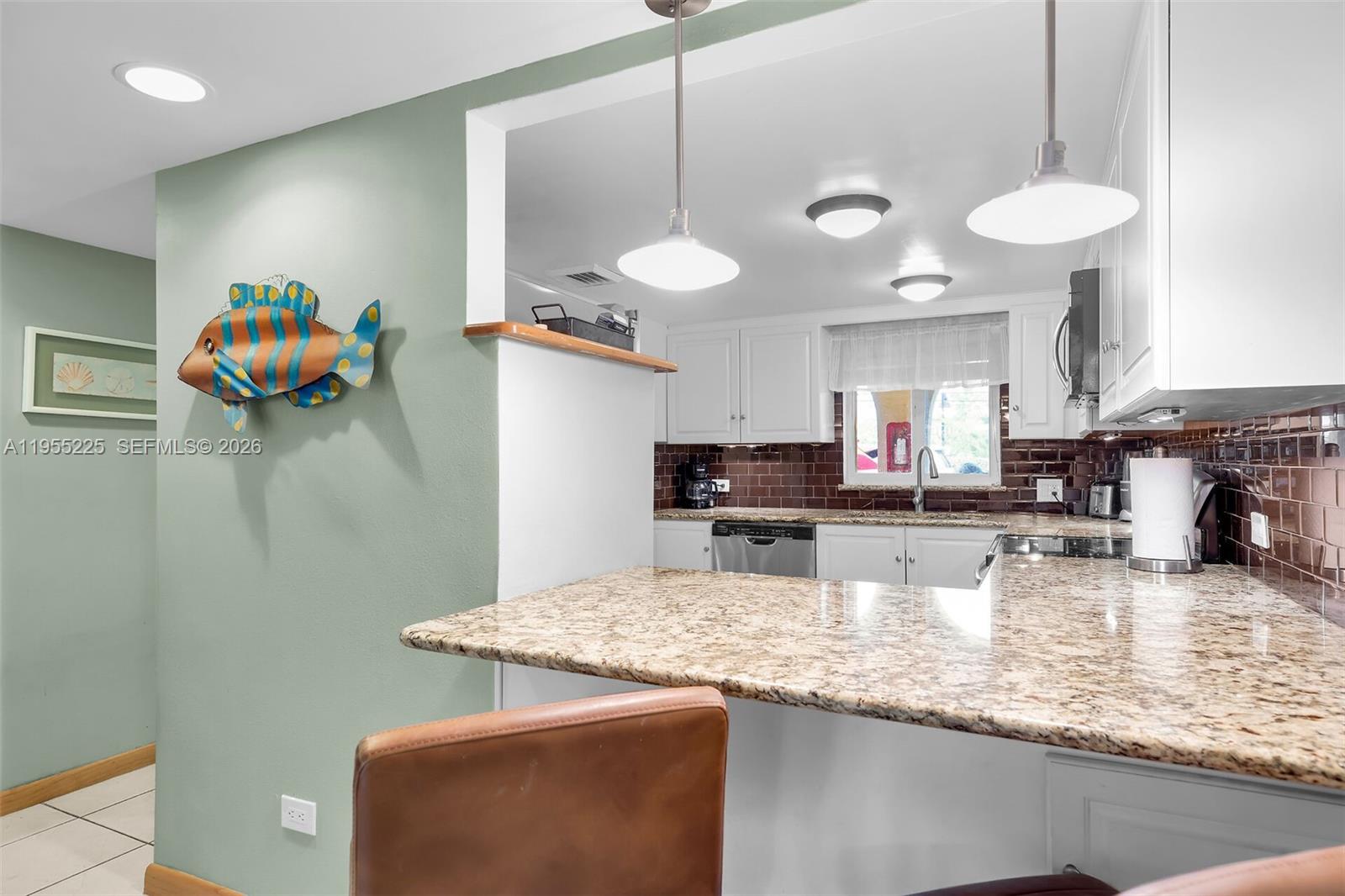 HARBOR CLUB SOUTH CONDOMI - Residential