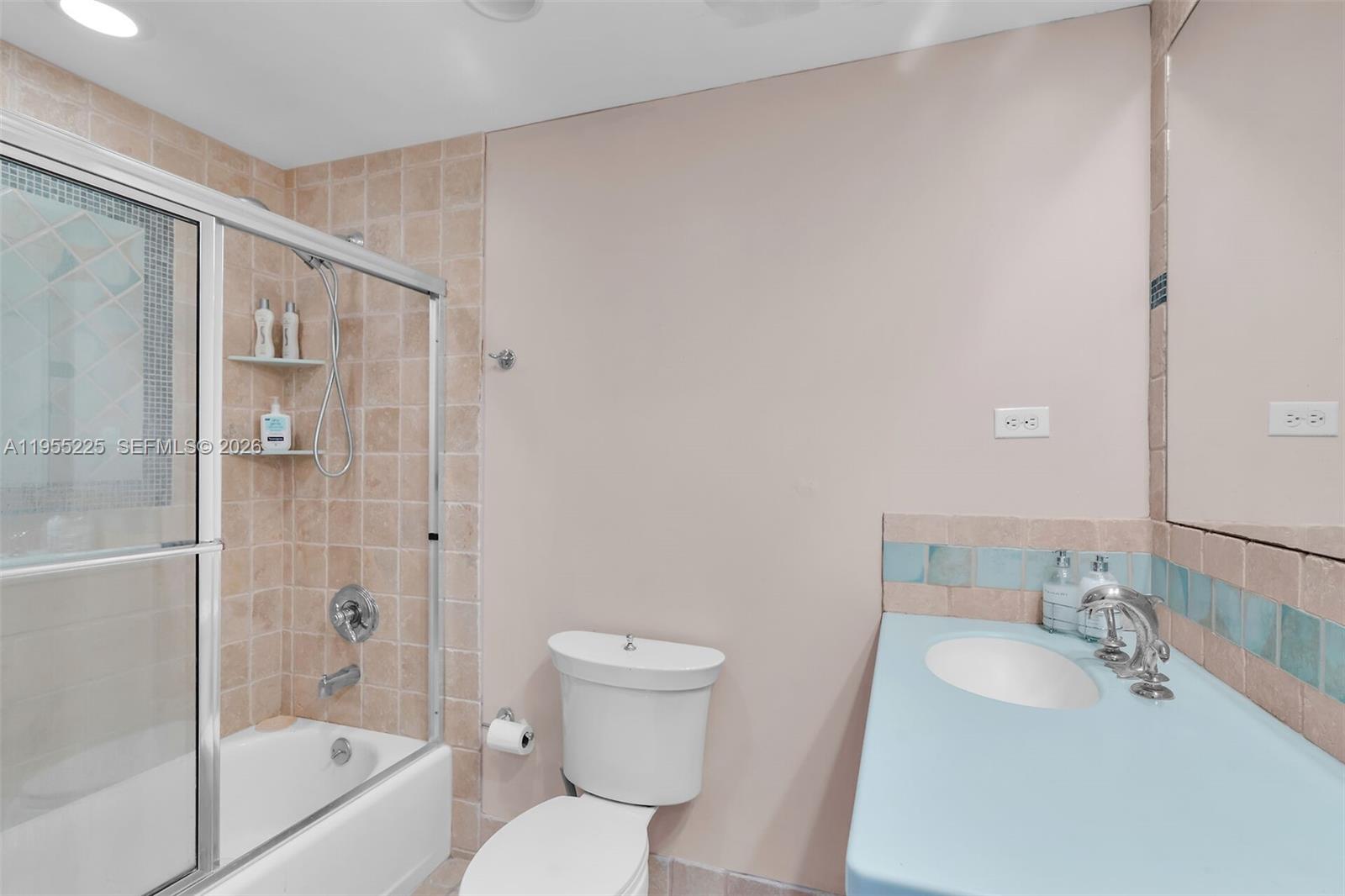 HARBOR CLUB SOUTH CONDOMI - Residential