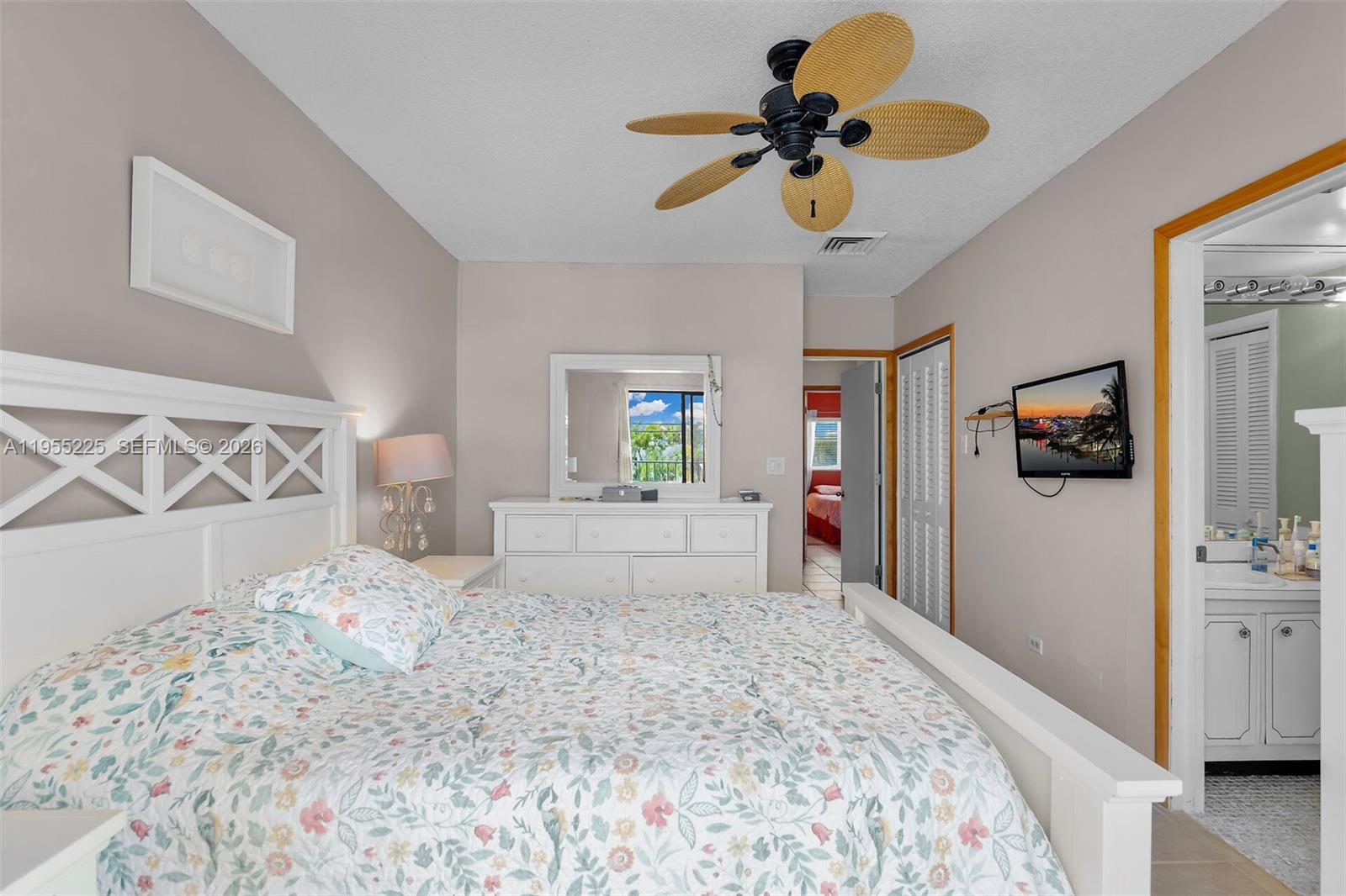 HARBOR CLUB SOUTH CONDOMI - Residential