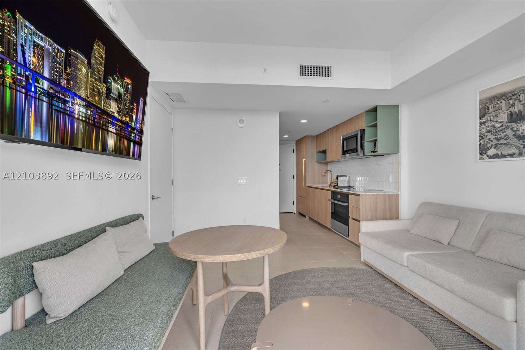 159 NE 6th St 4514