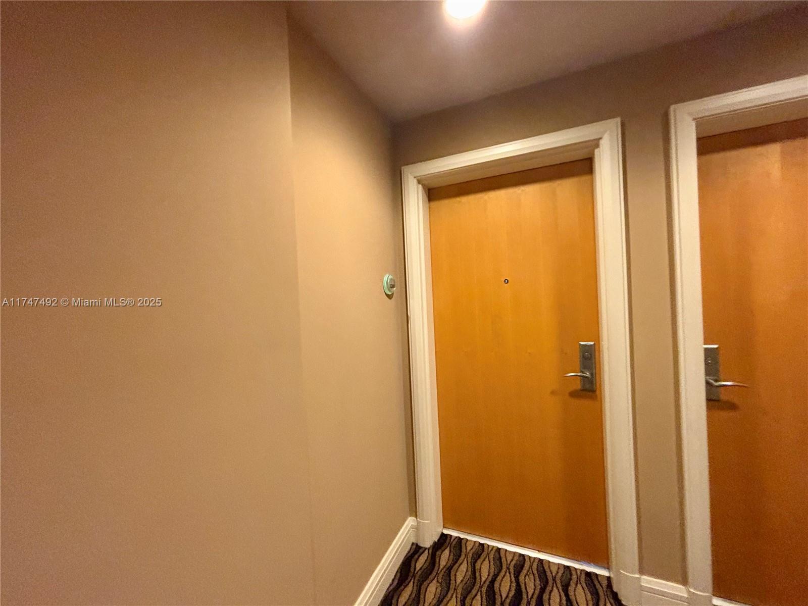 VIZCAYNE SOUTH CONDO - Residential