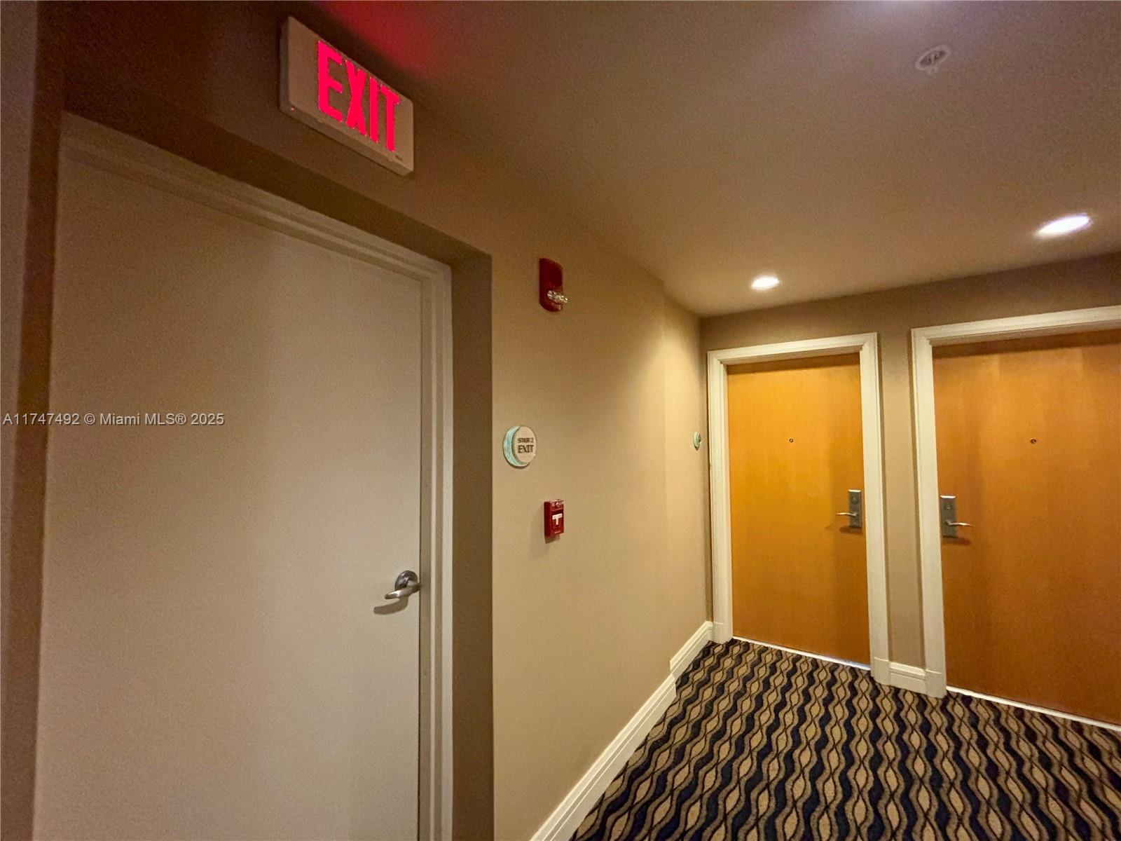 VIZCAYNE SOUTH CONDO - Residential