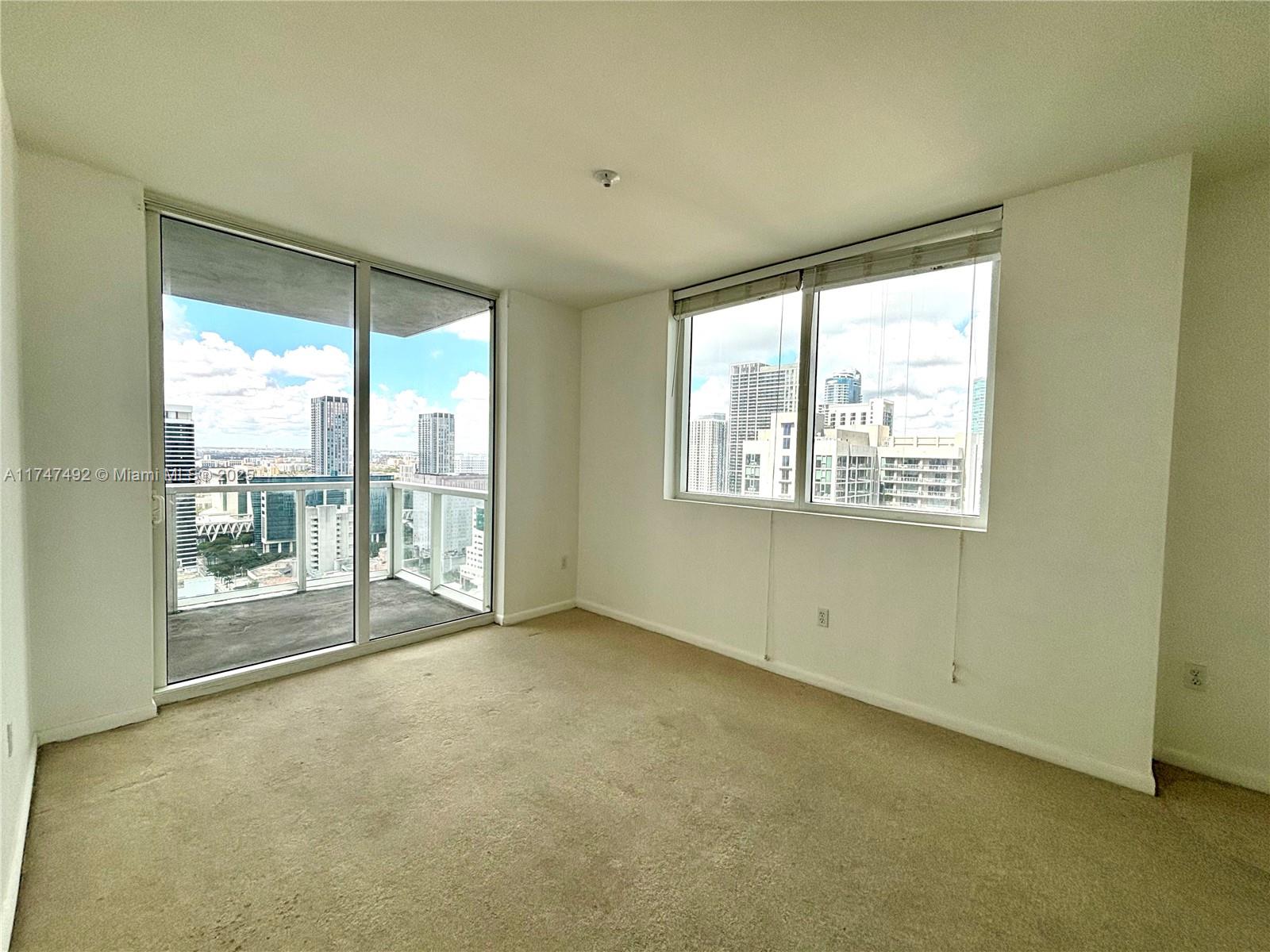 VIZCAYNE SOUTH CONDO - Residential