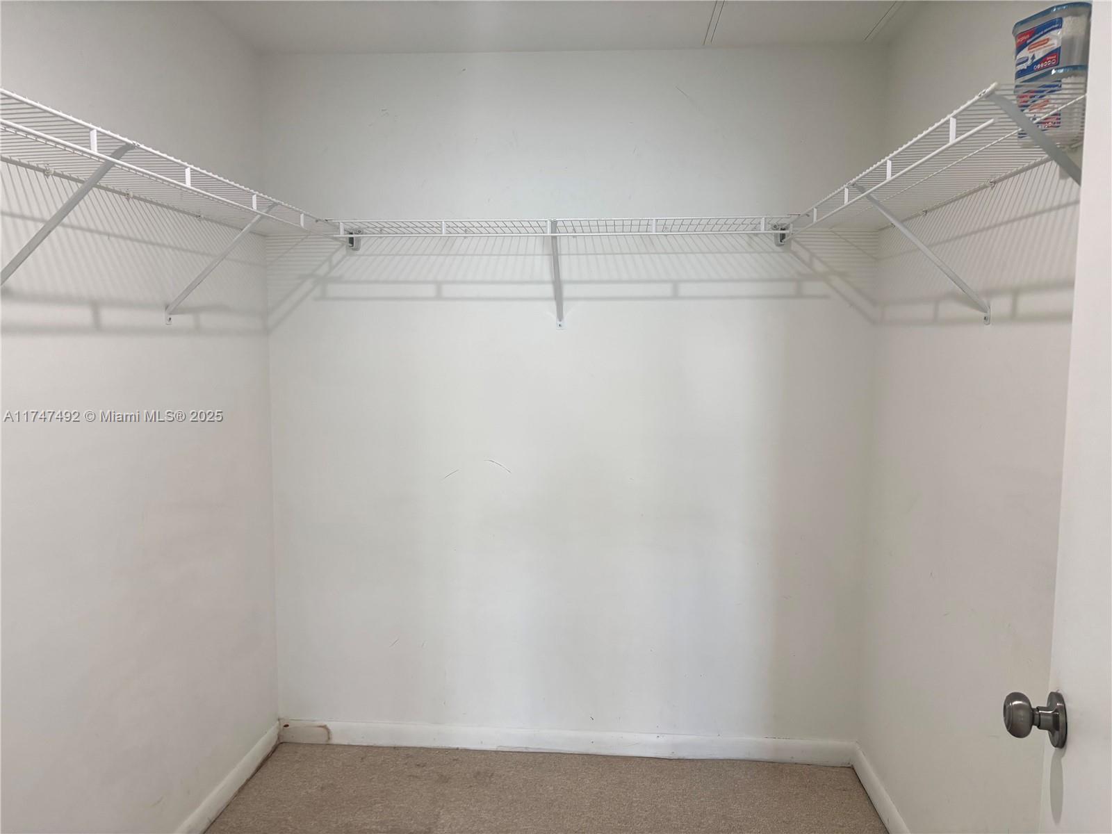 VIZCAYNE SOUTH CONDO - Residential