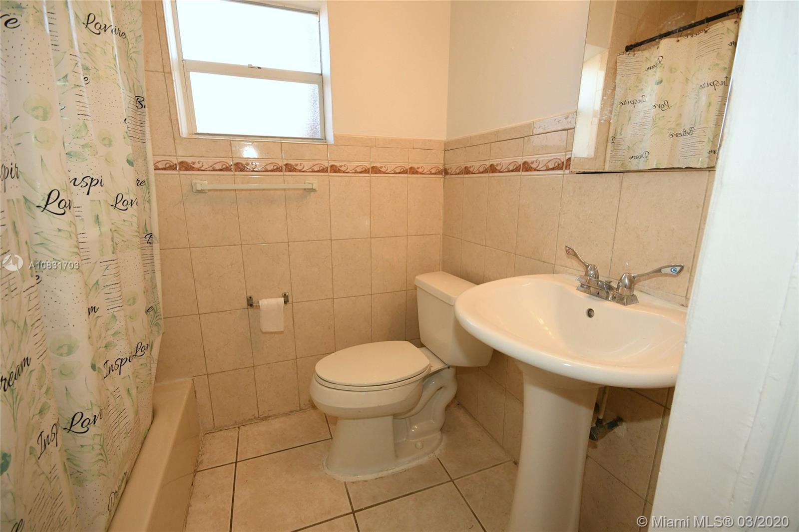 THE PINES - Residential